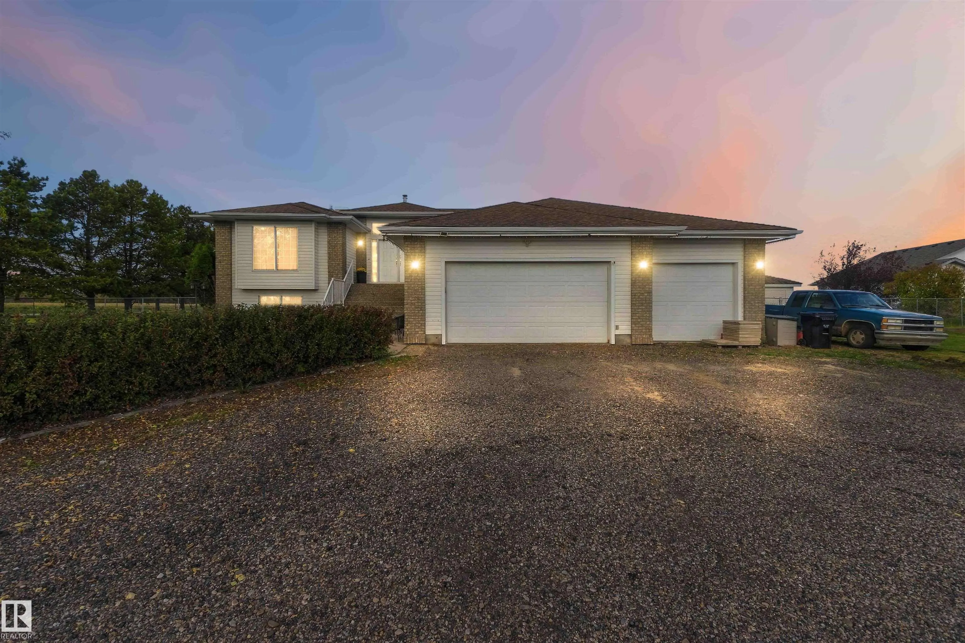 16, 56019 Rge Rd 230