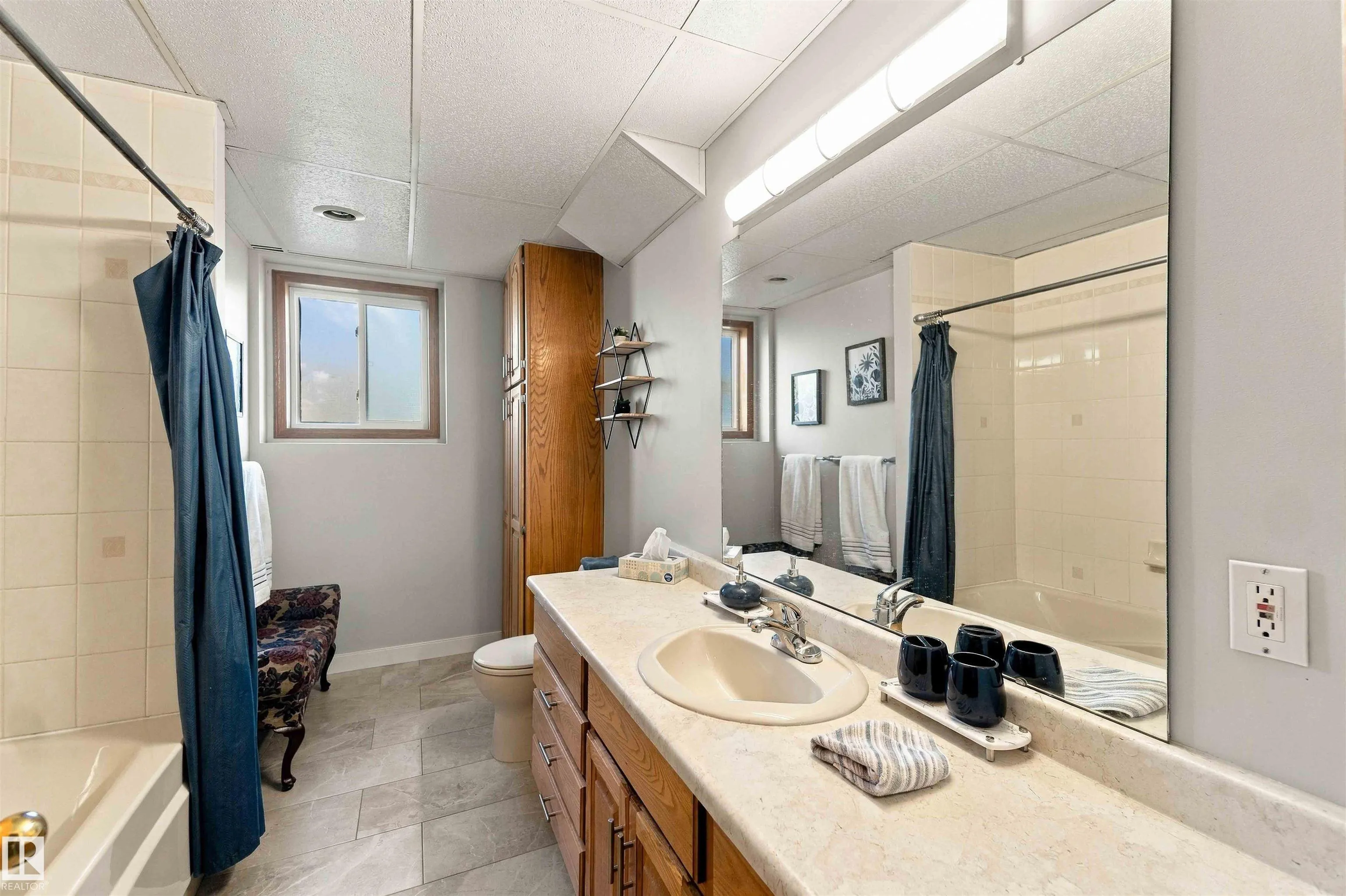 16, 56019 Rge Rd 230