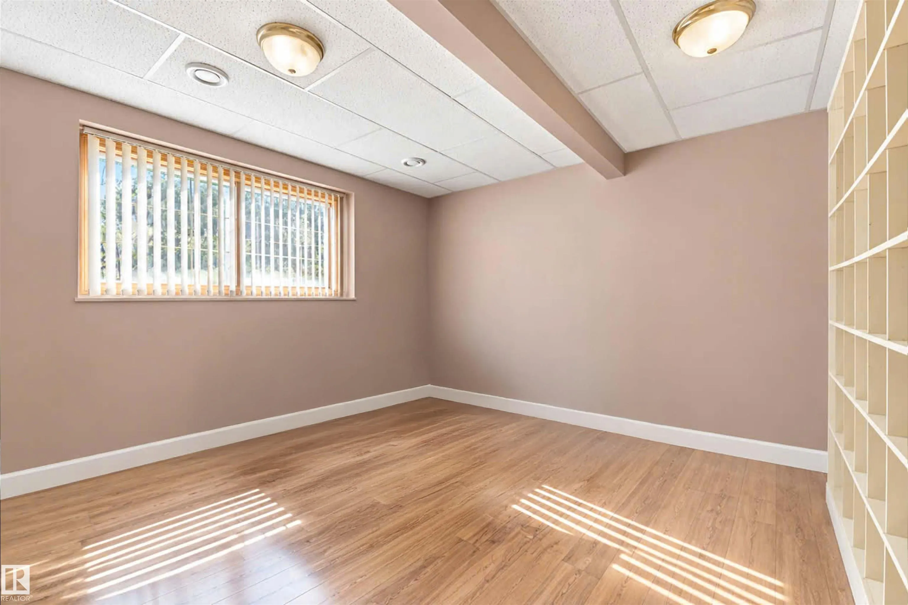 16, 56019 Rge Rd 230