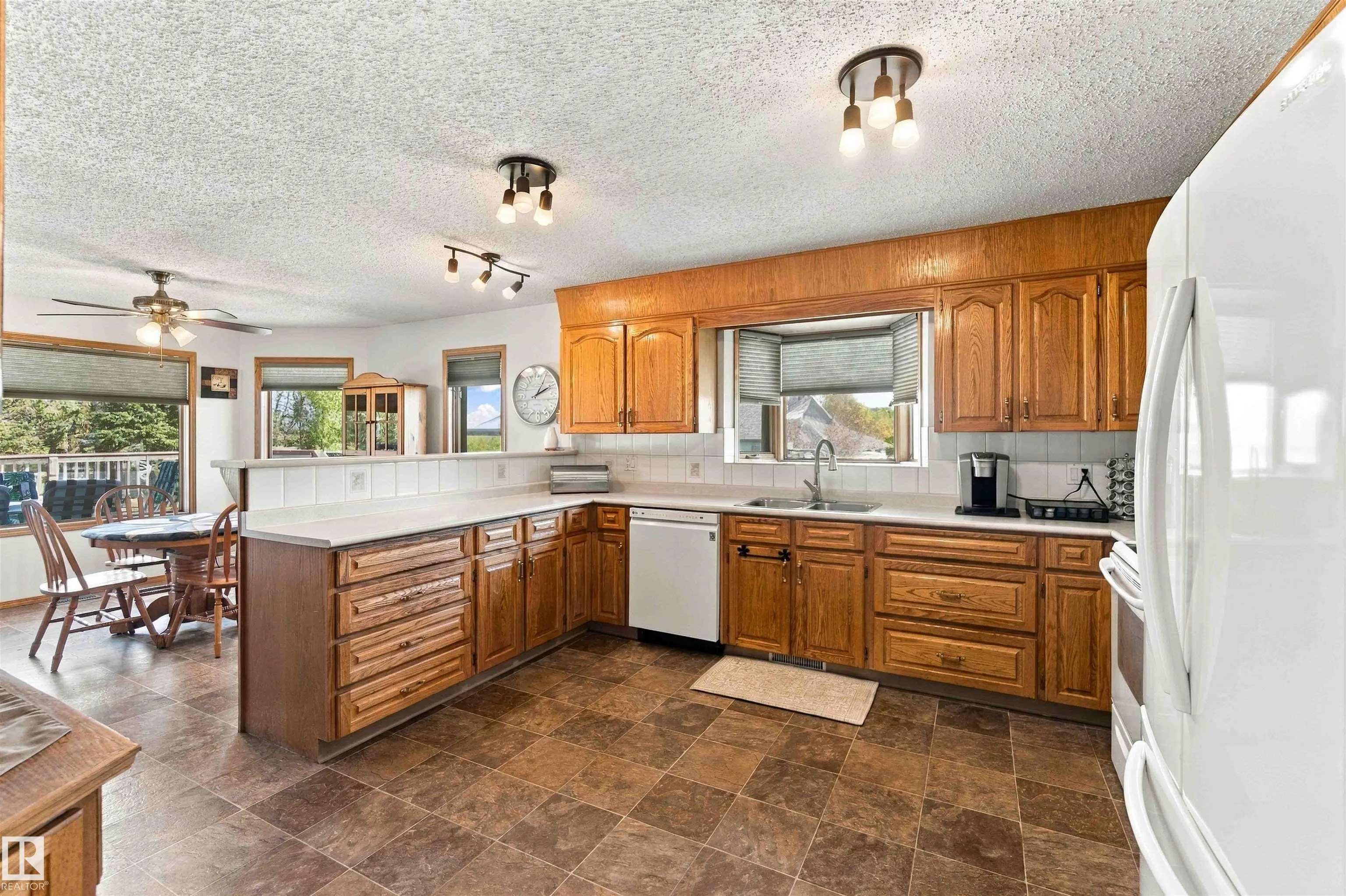 16, 56019 Rge Rd 230