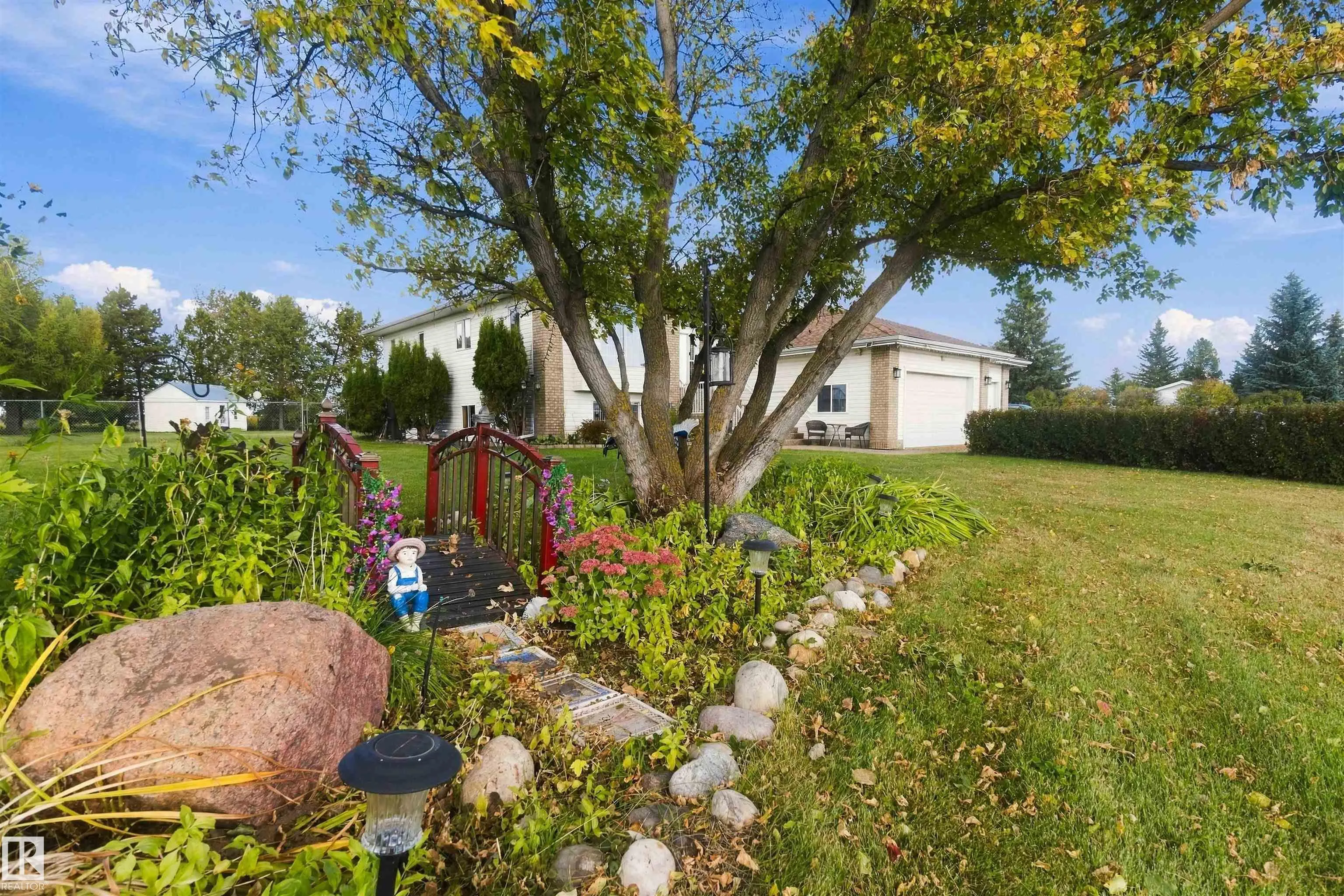 16, 56019 Rge Rd 230