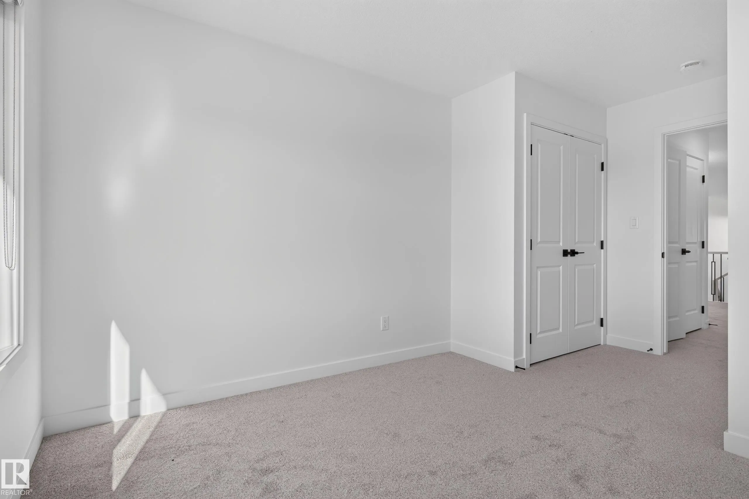 4 parker Lane
