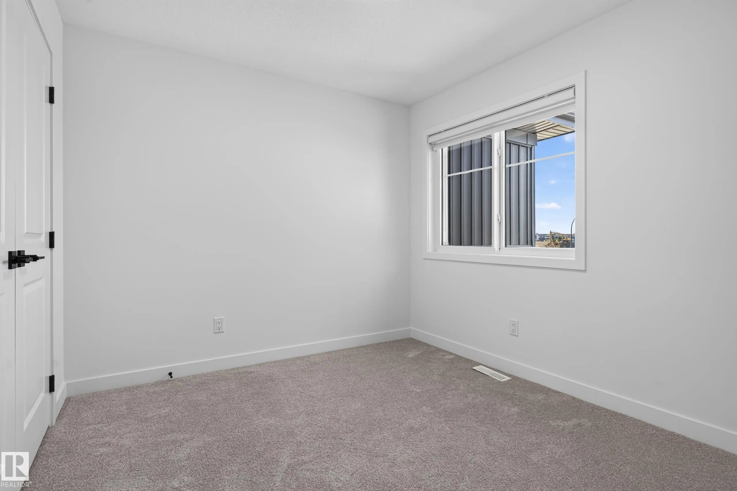 4 parker Lane
