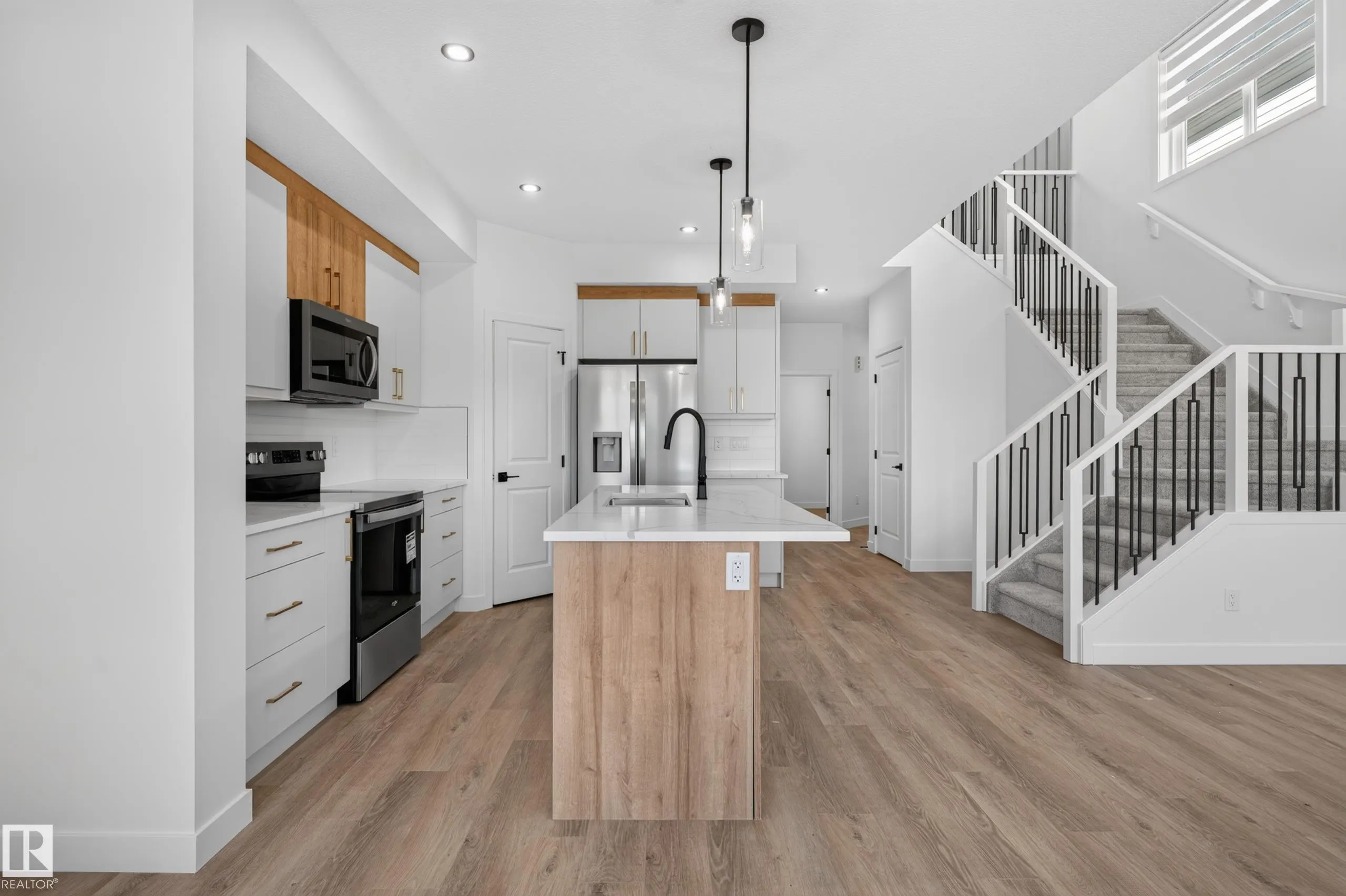4 parker Lane