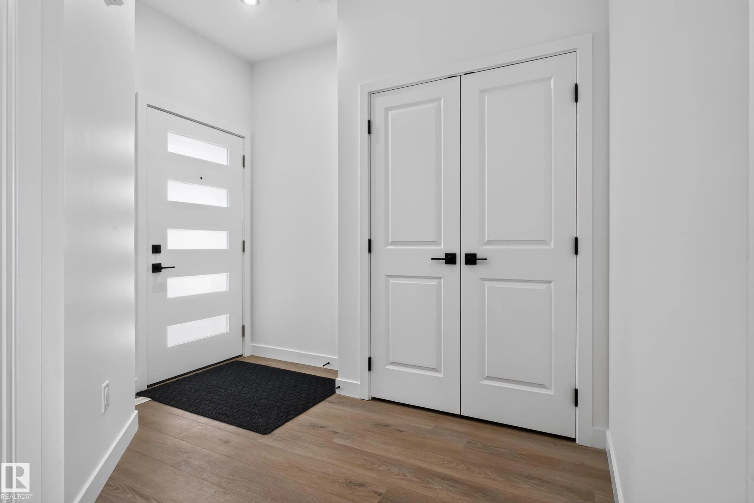 4 parker Lane