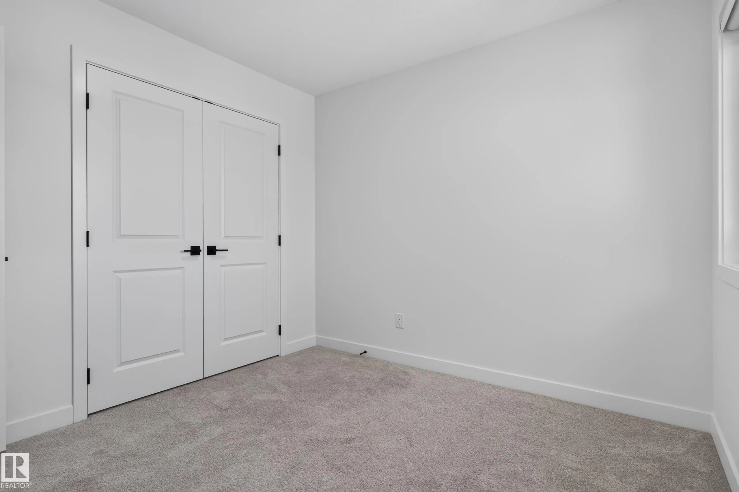 4 parker Lane