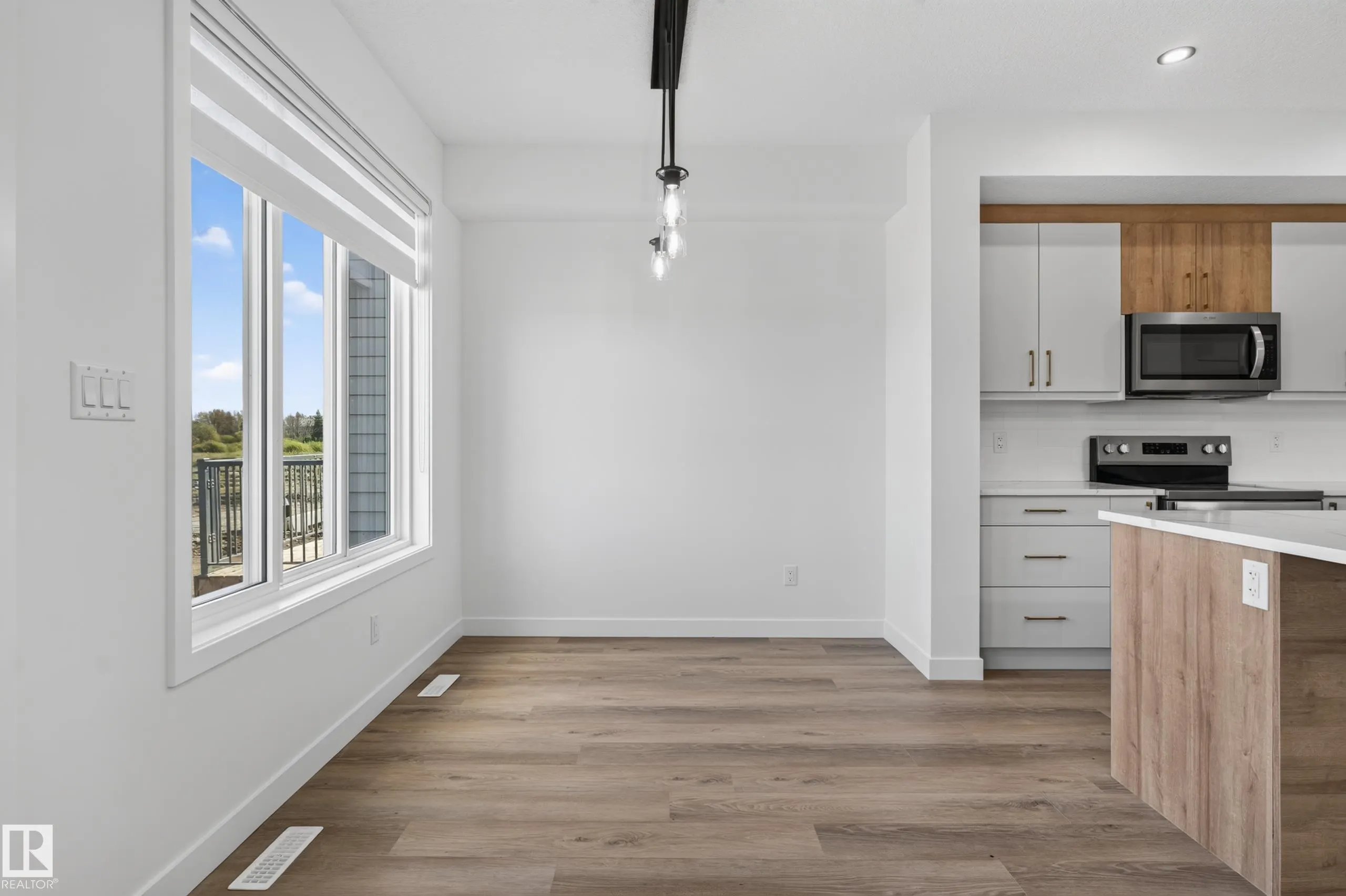 4 parker Lane