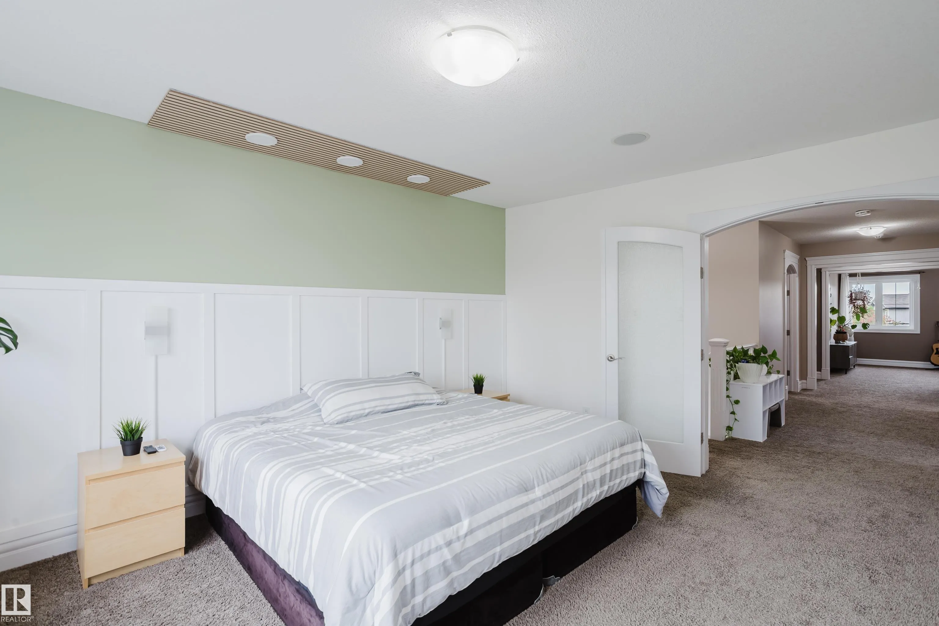12207 171 Avenue
