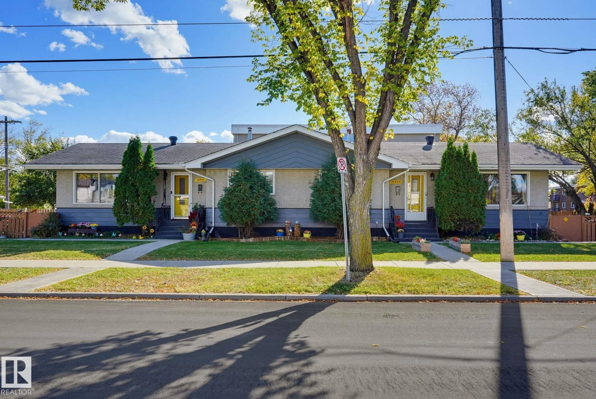 10207 & 10209 120 Avenue