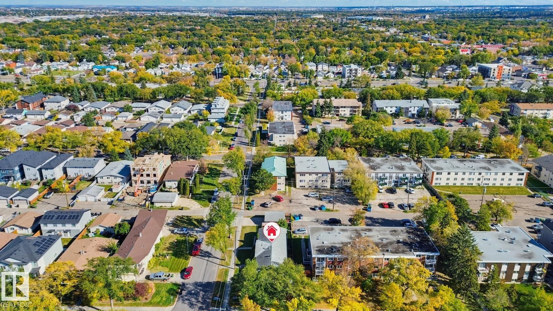 10207 & 10209 120 Avenue
