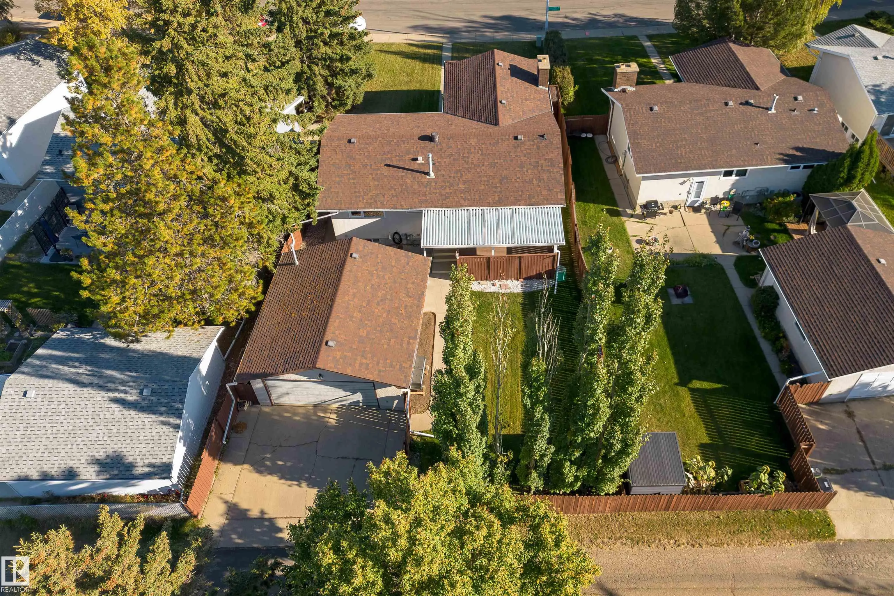 720 KNOTTWOOD Road