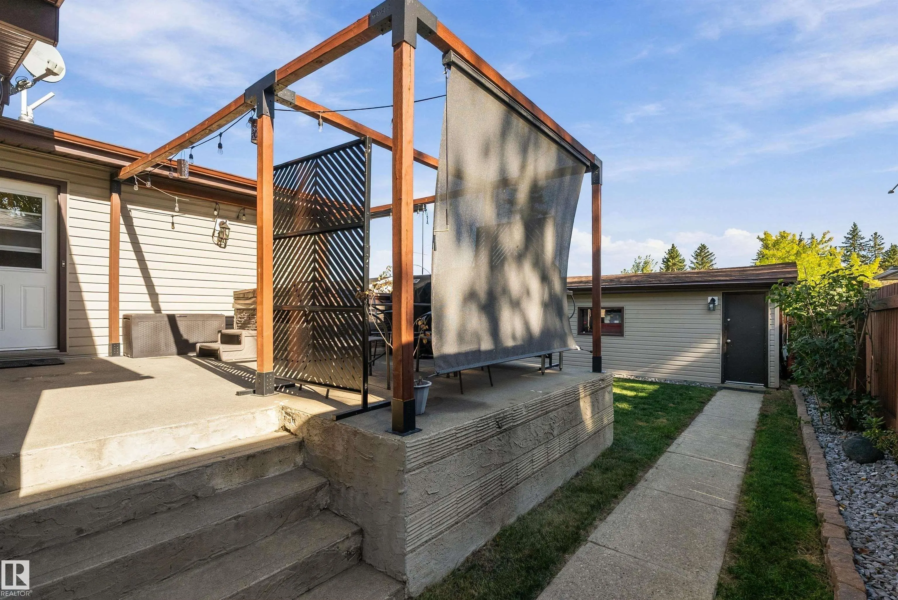 800 LEE RIDGE Road