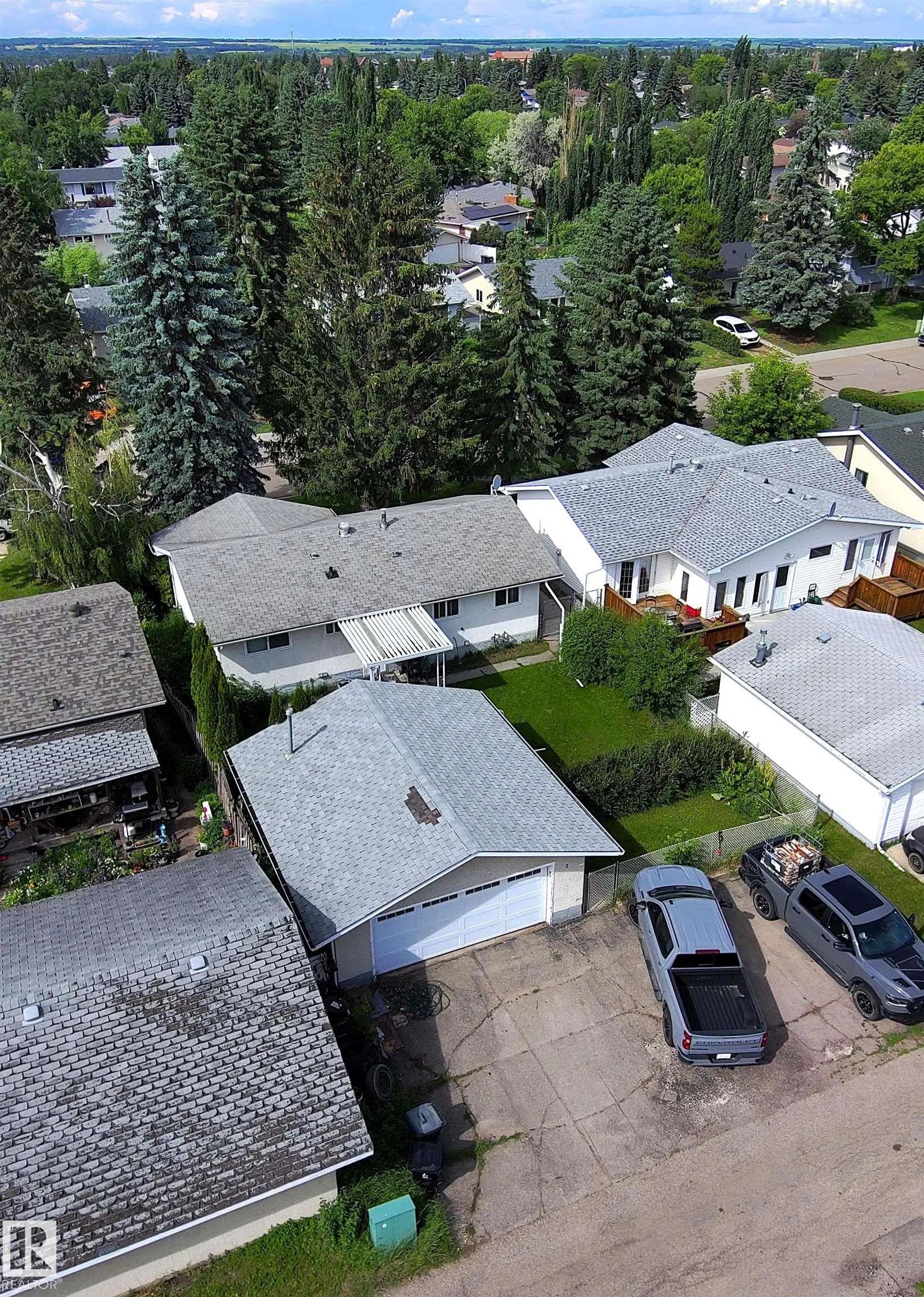 6 BEVERLY Avenue
