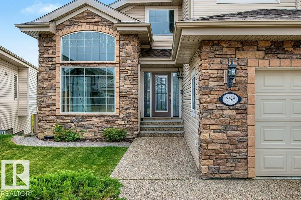 858 HODGINS Road