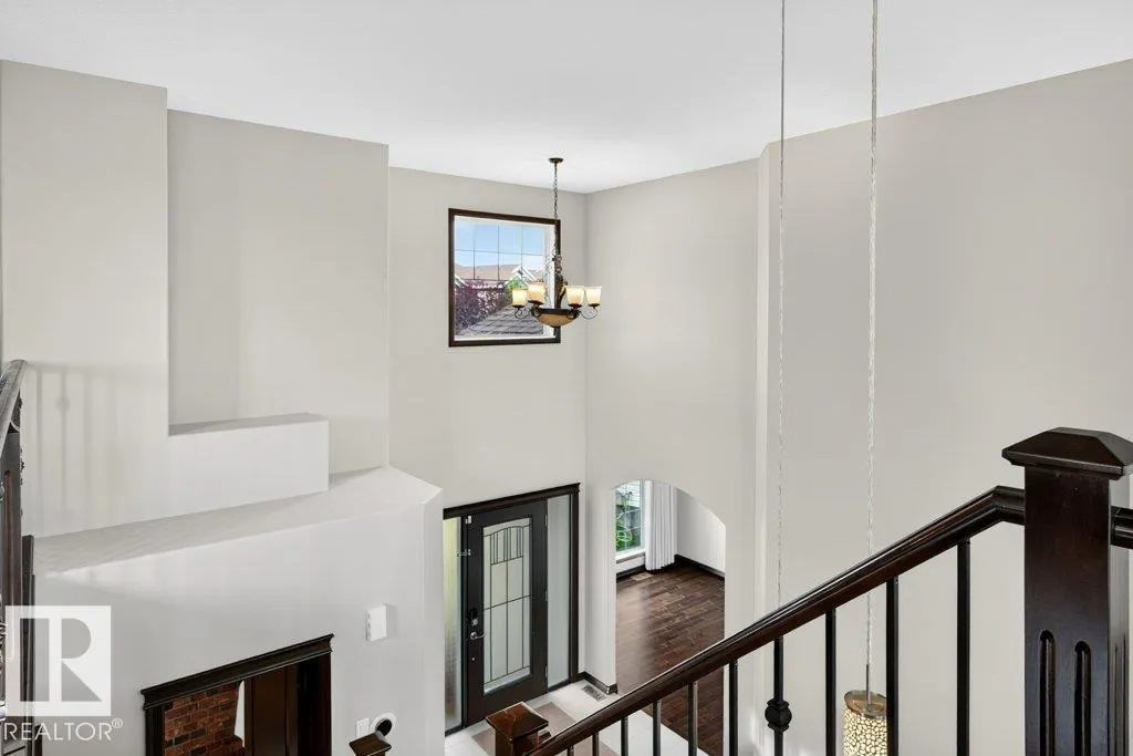858 HODGINS Road