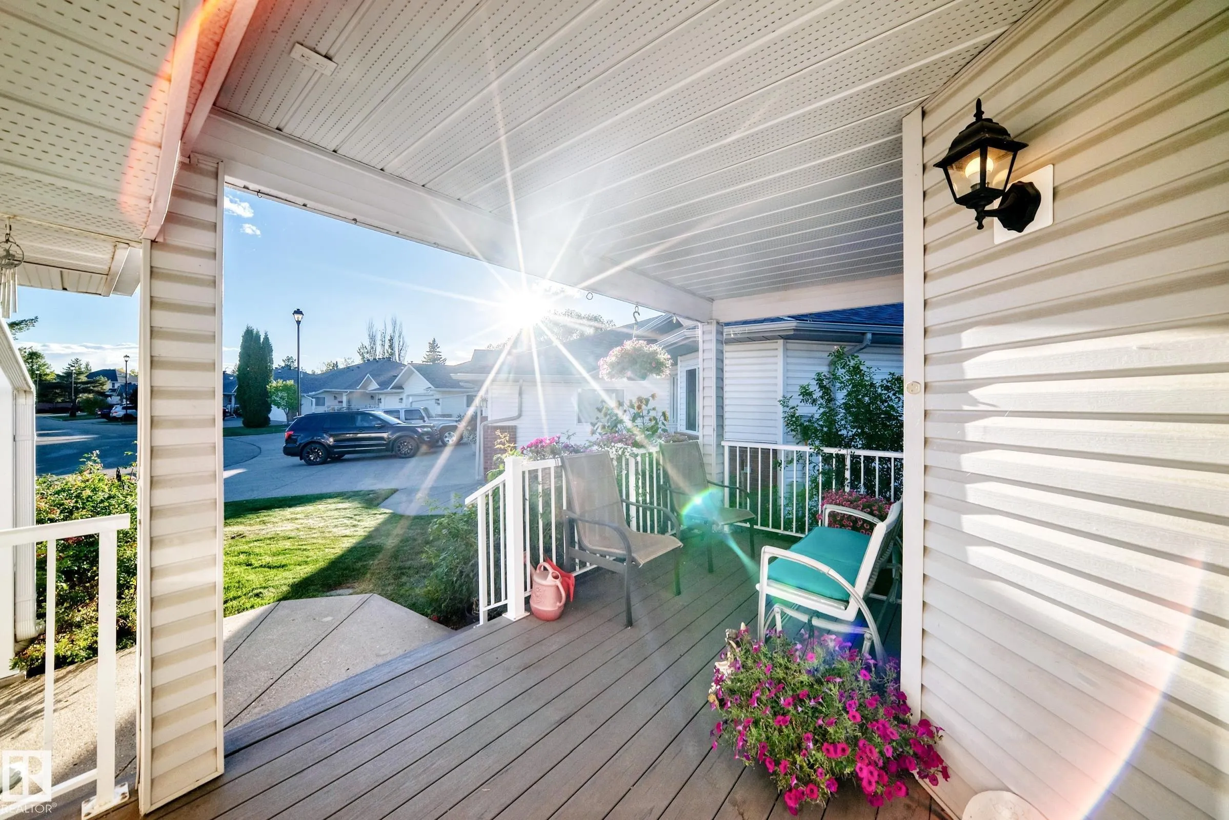 111 LAKESIDE Place