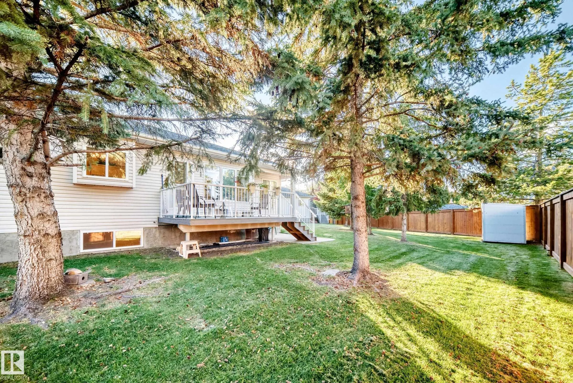111 LAKESIDE Place