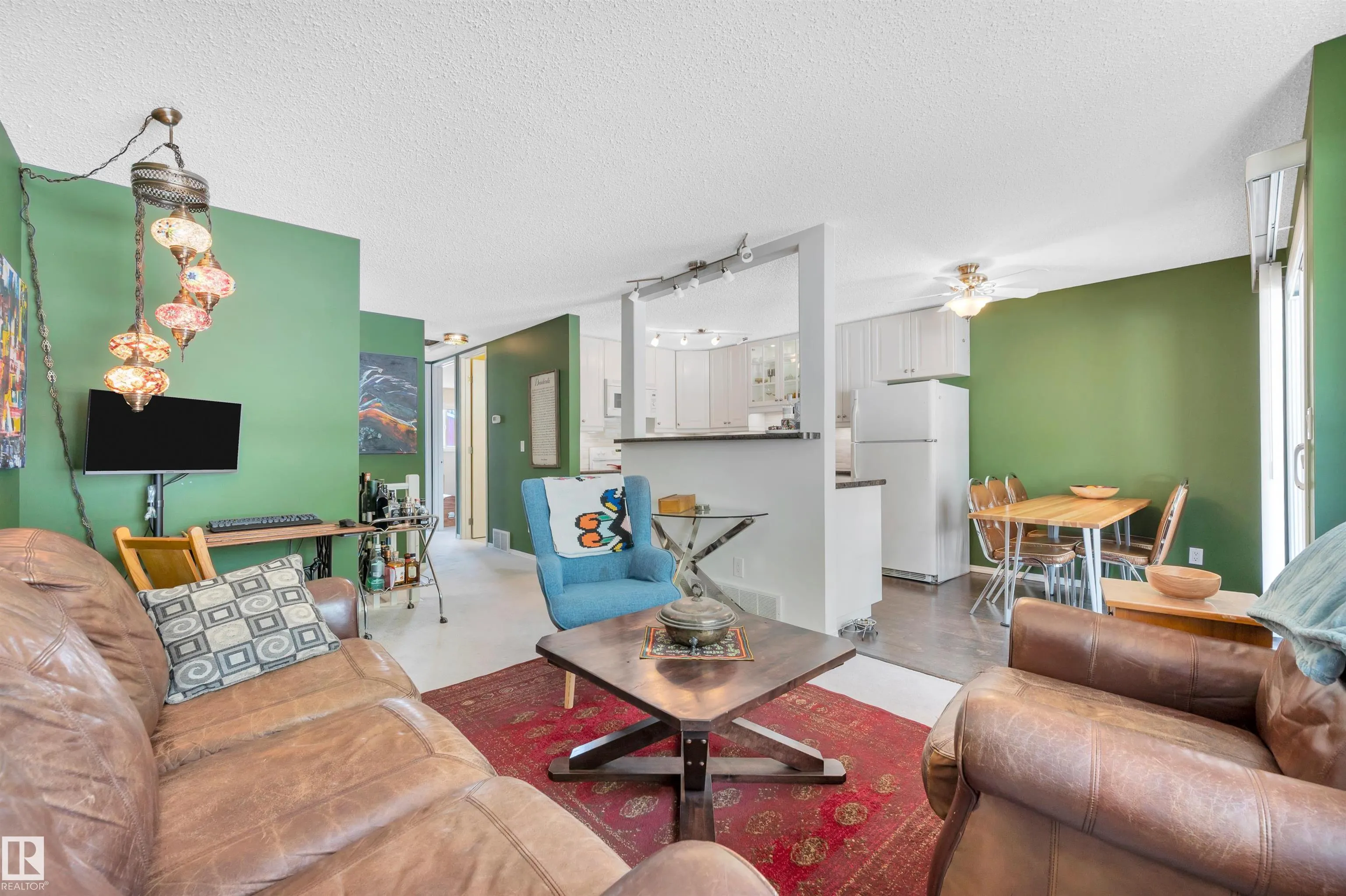 10678 Beaumaris Road