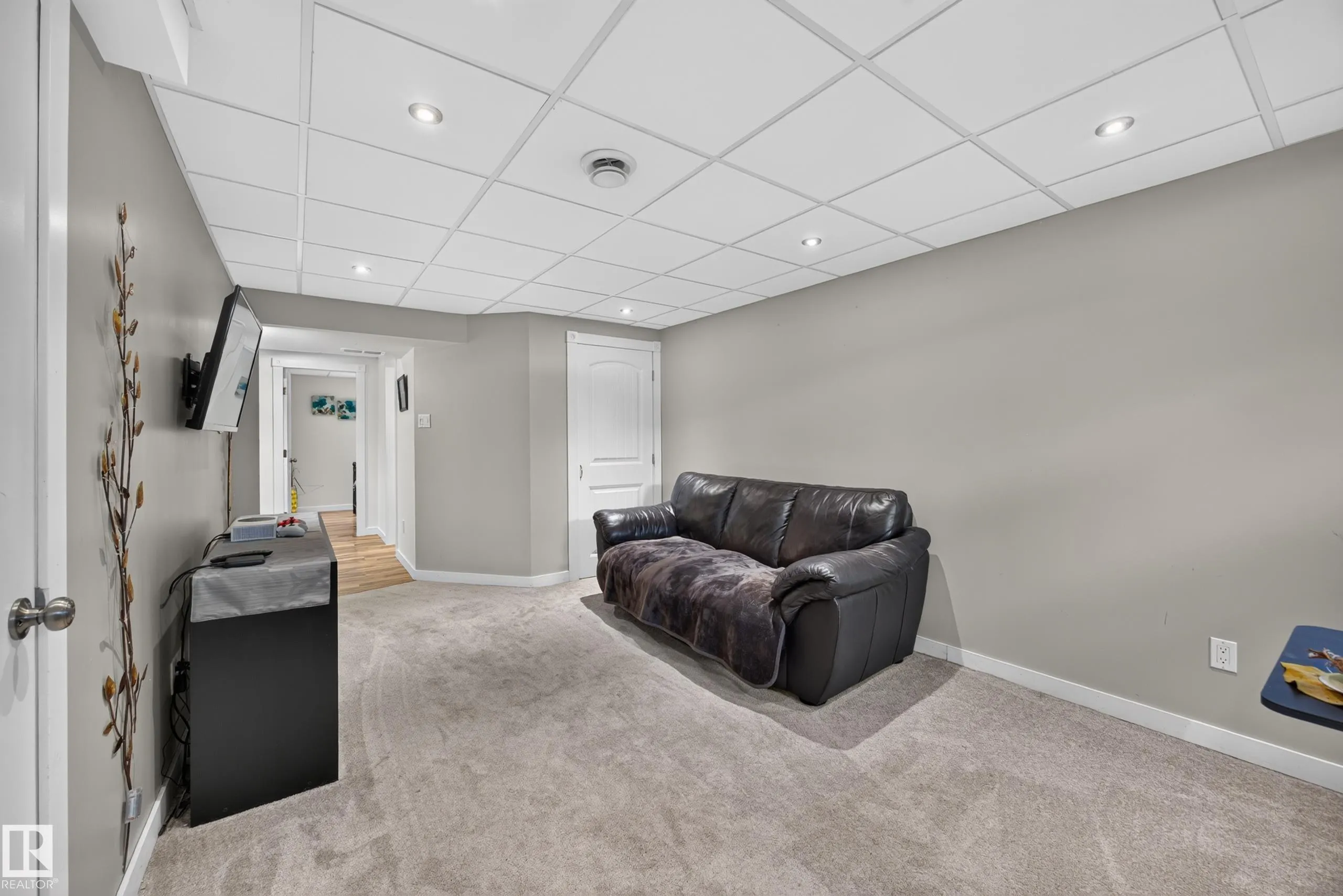 51 CHUNGO Drive