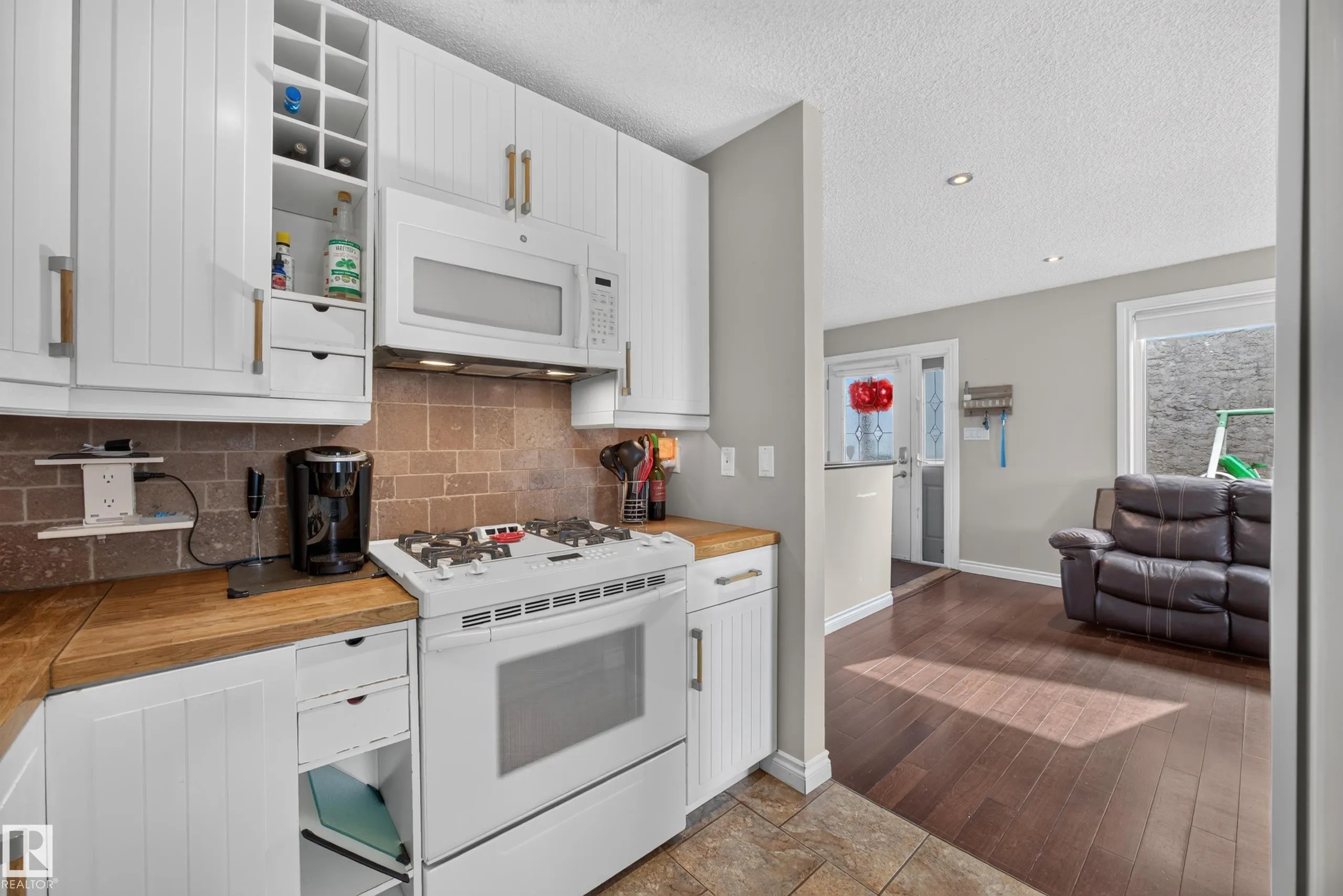 51 CHUNGO Drive