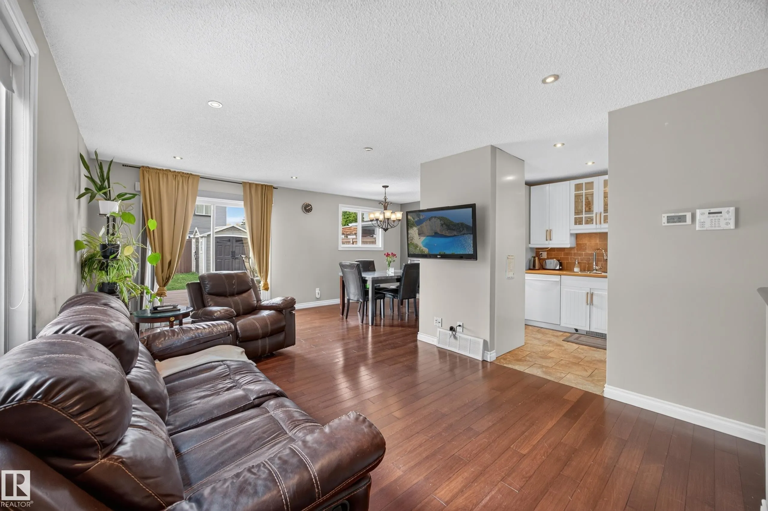 51 CHUNGO Drive