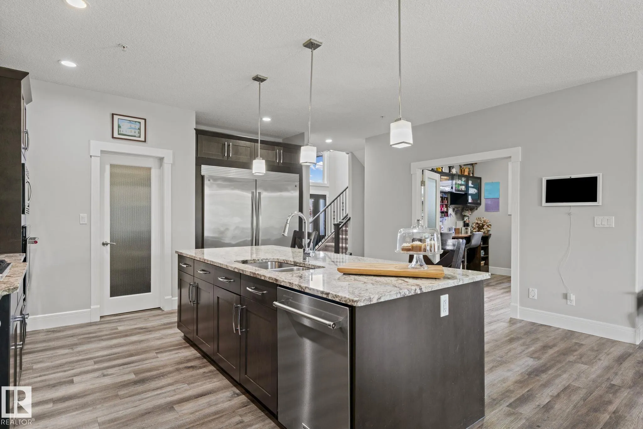 33 COTTONWOOD Crescent