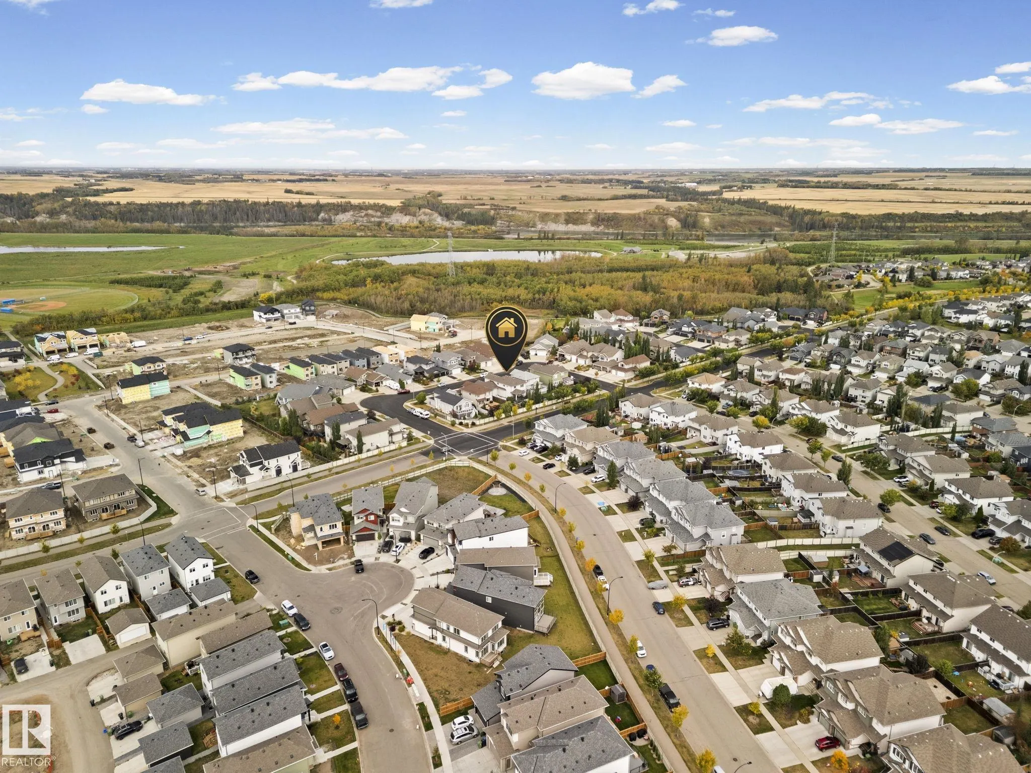 33 COTTONWOOD Crescent