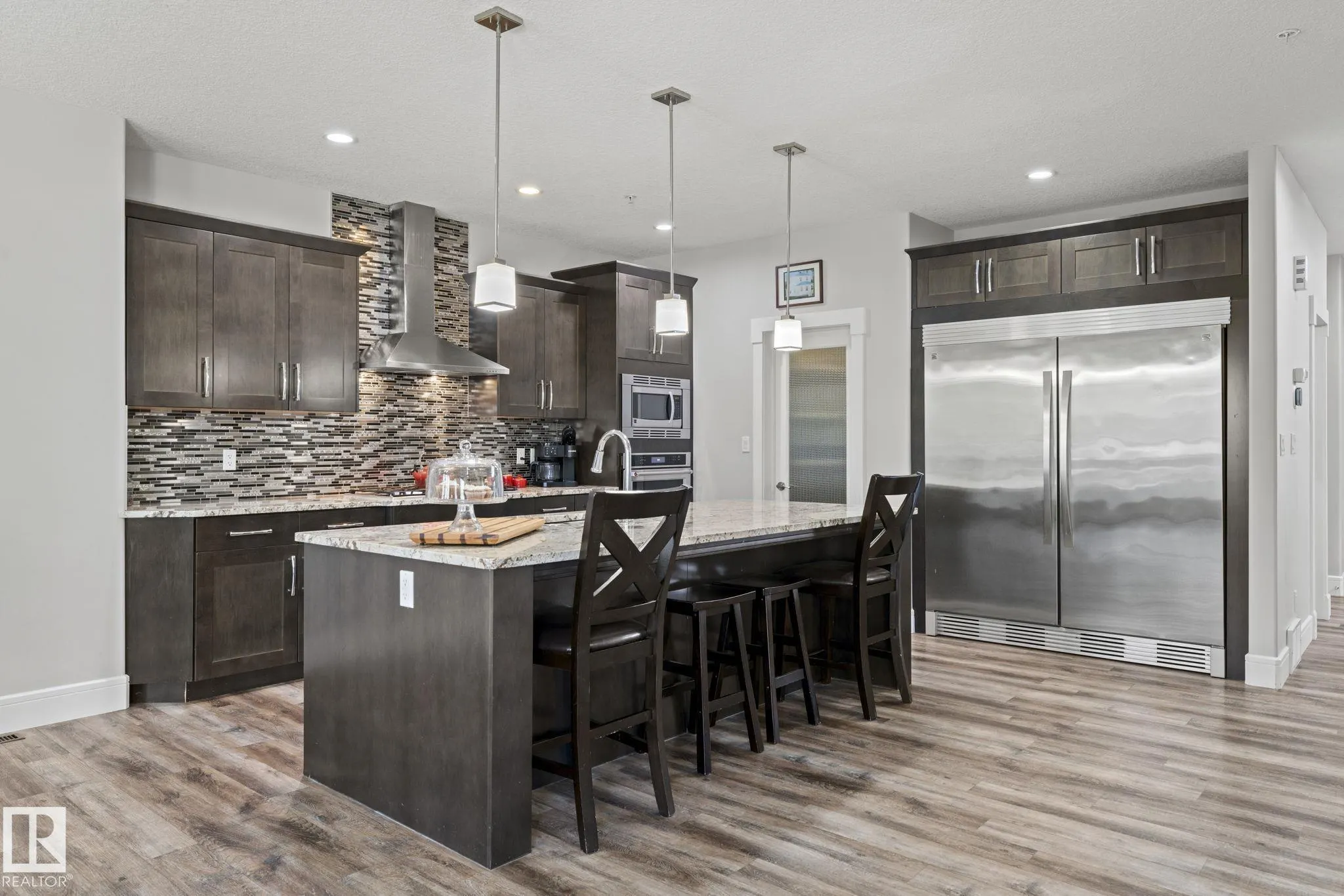 33 COTTONWOOD Crescent