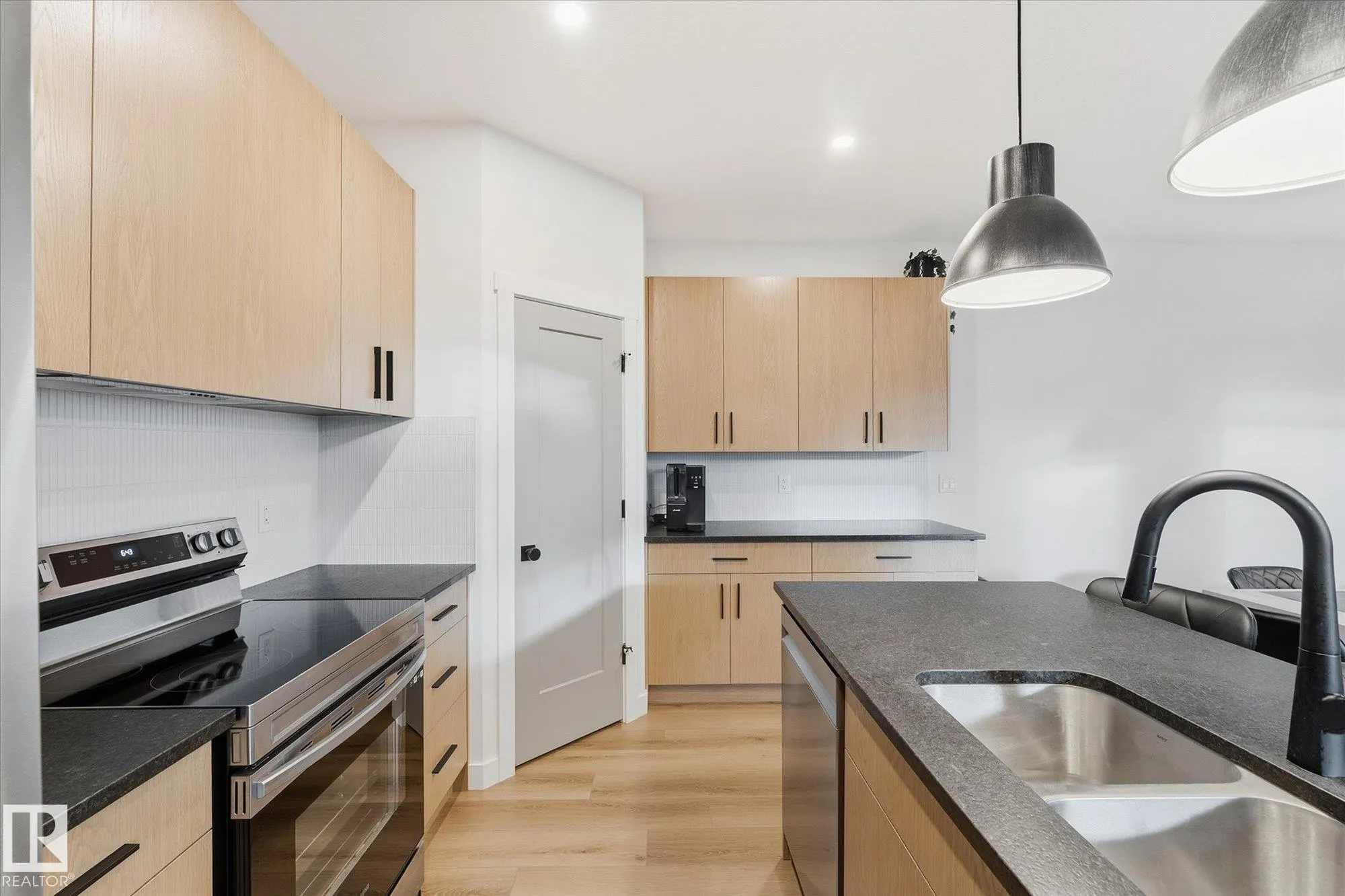 100 55101 STE ANNE TRAIL
