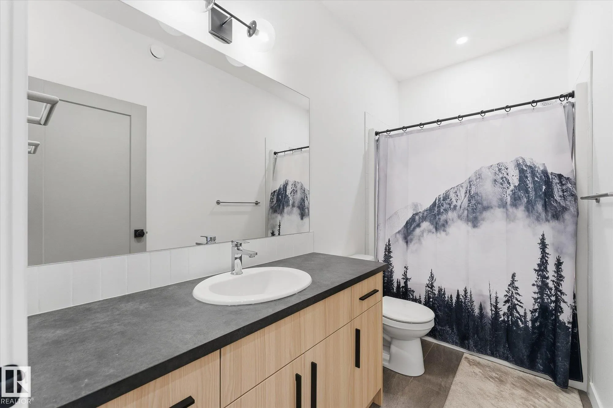 100 55101 STE ANNE TRAIL