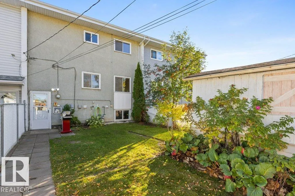 66 GARDEN Crescent