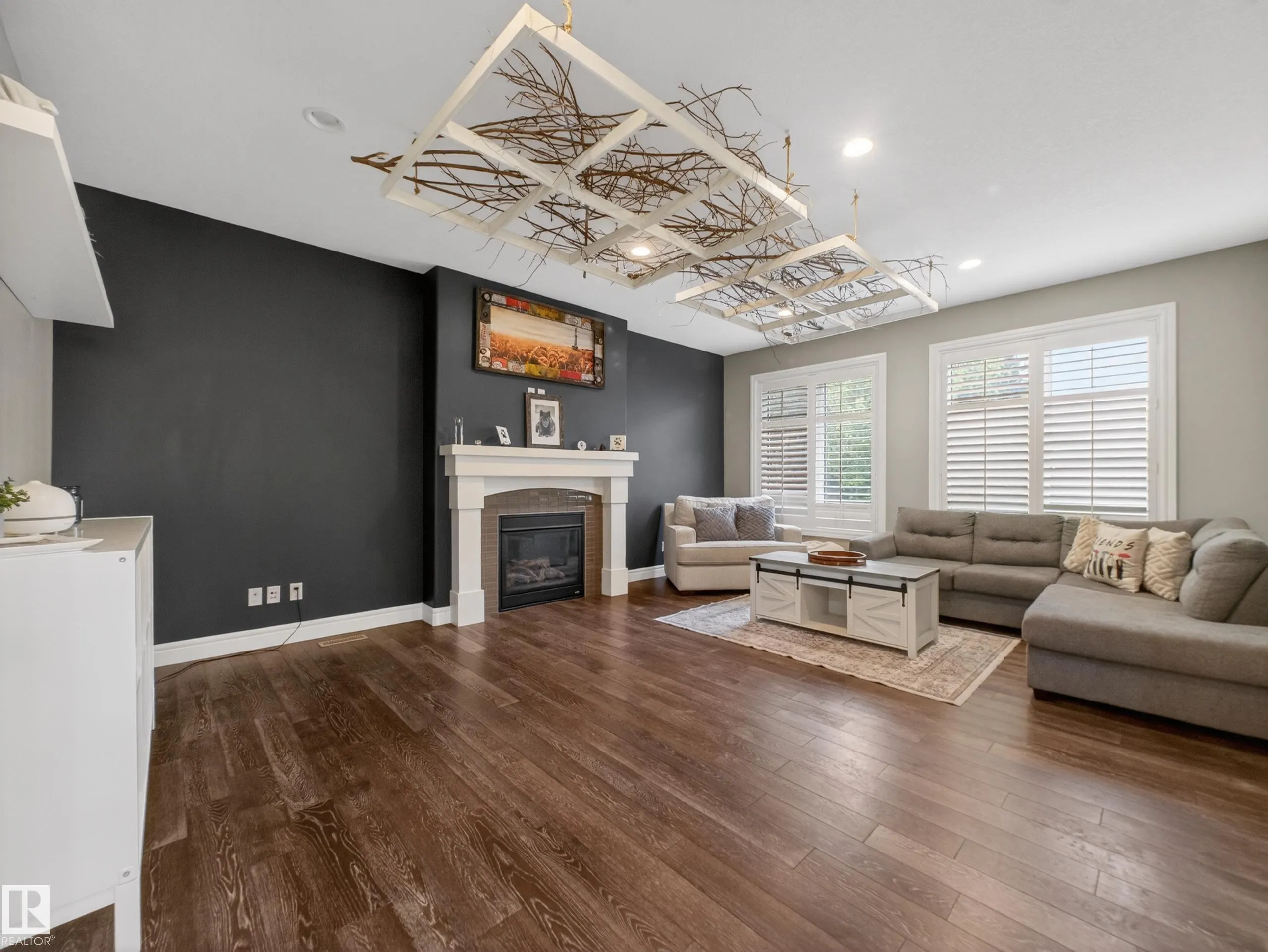 5608 SOLEIL Boulevard