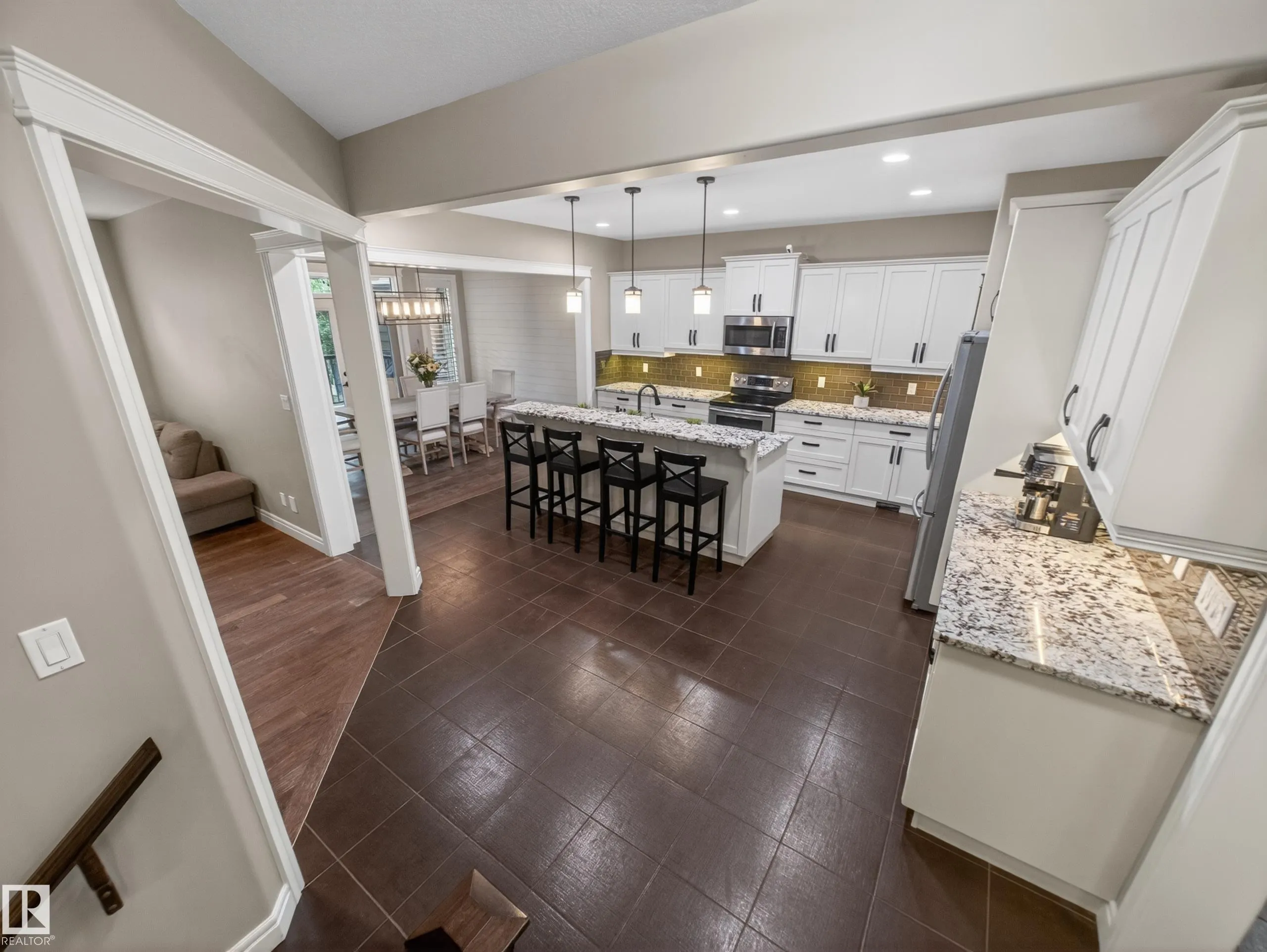 5608 SOLEIL Boulevard