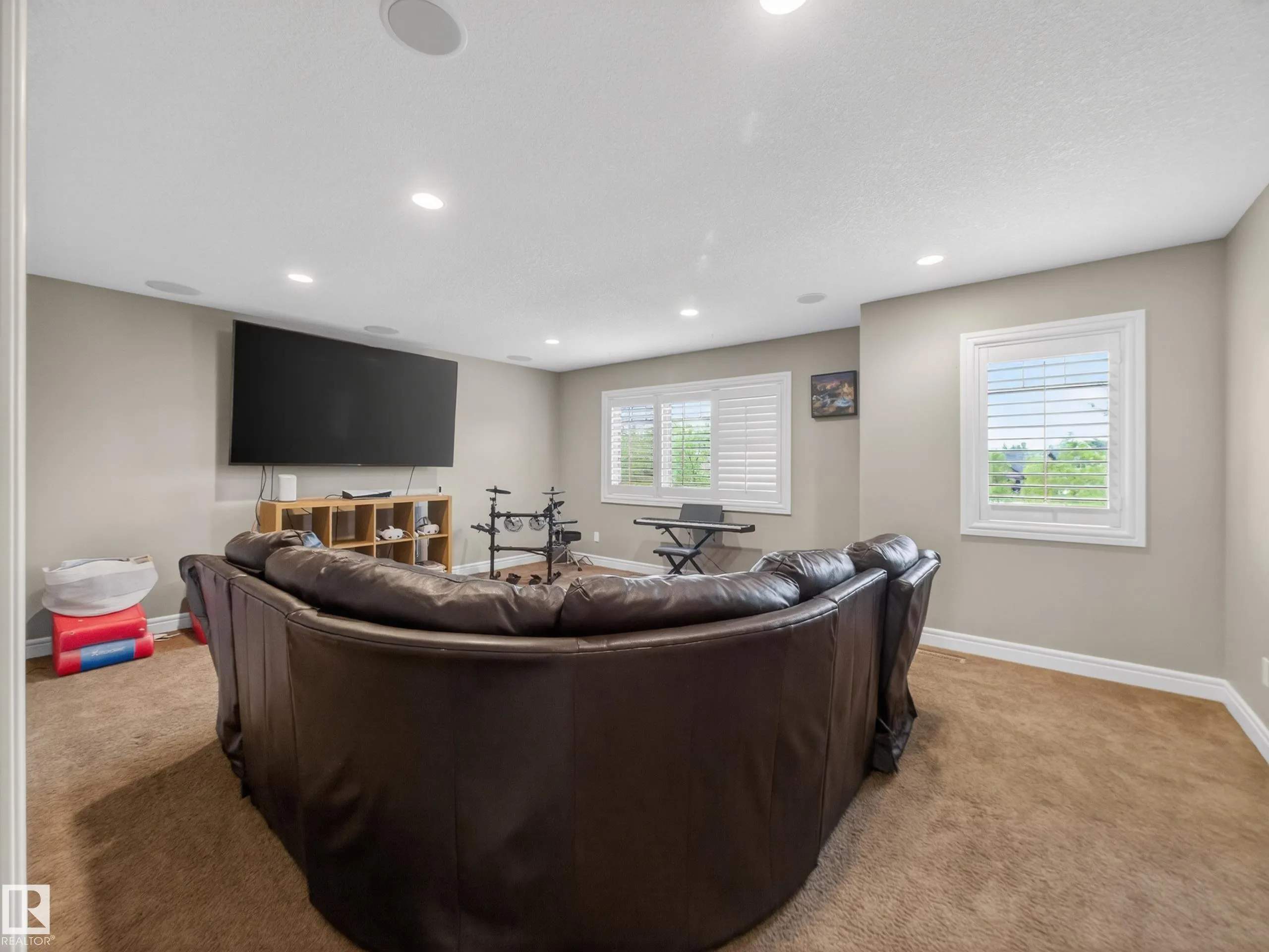 5608 SOLEIL Boulevard