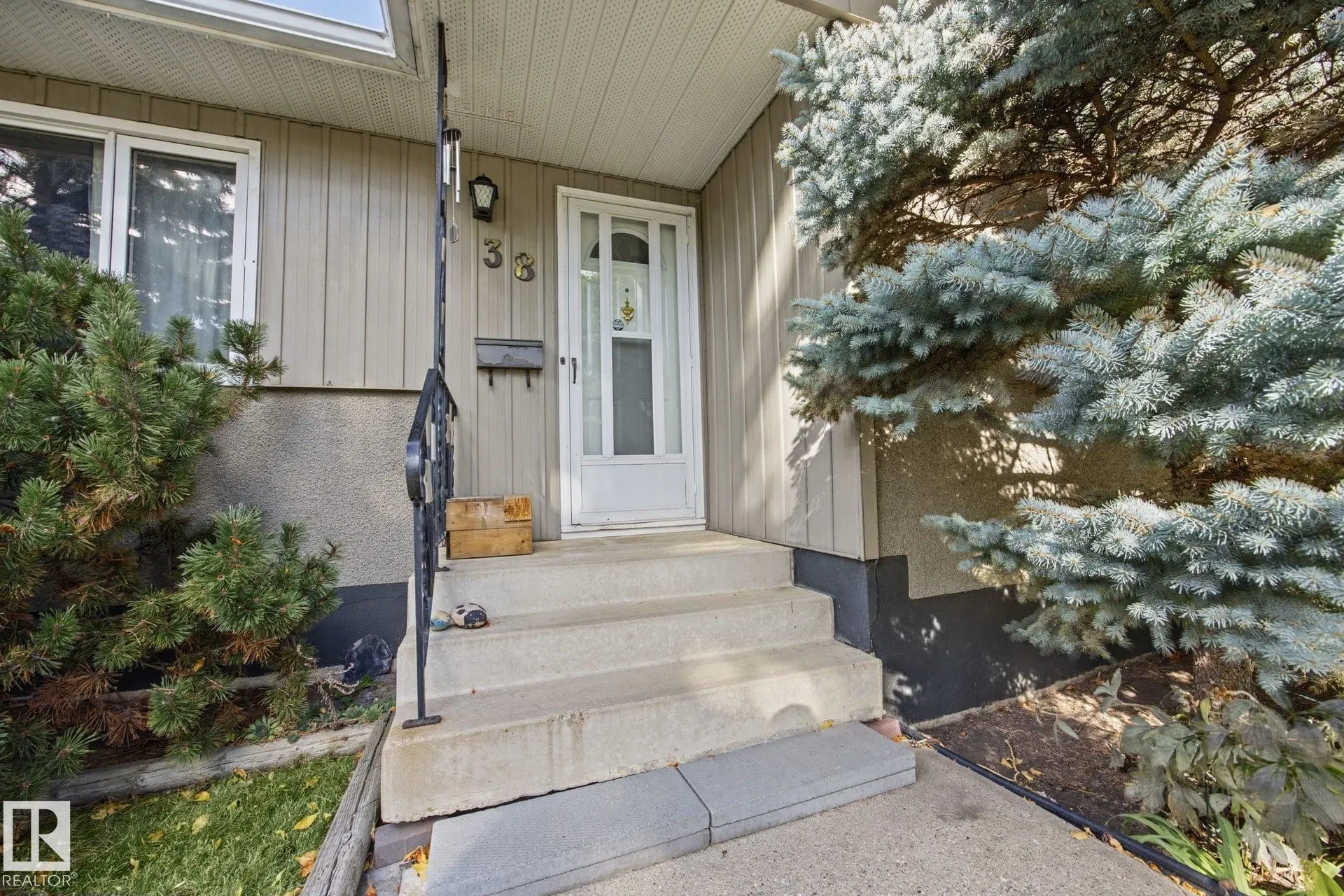 38 RAVEN Drive