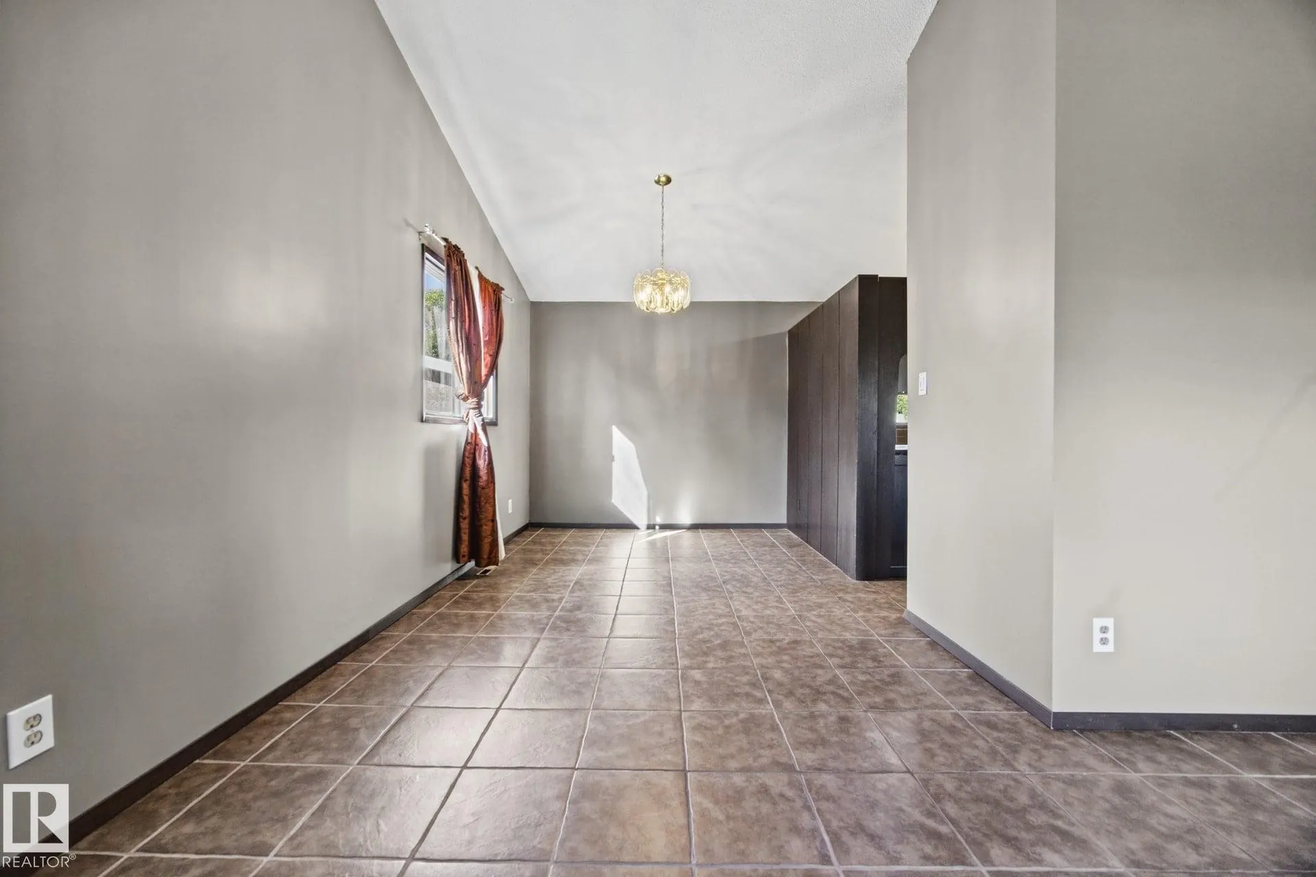 38 RAVEN Drive