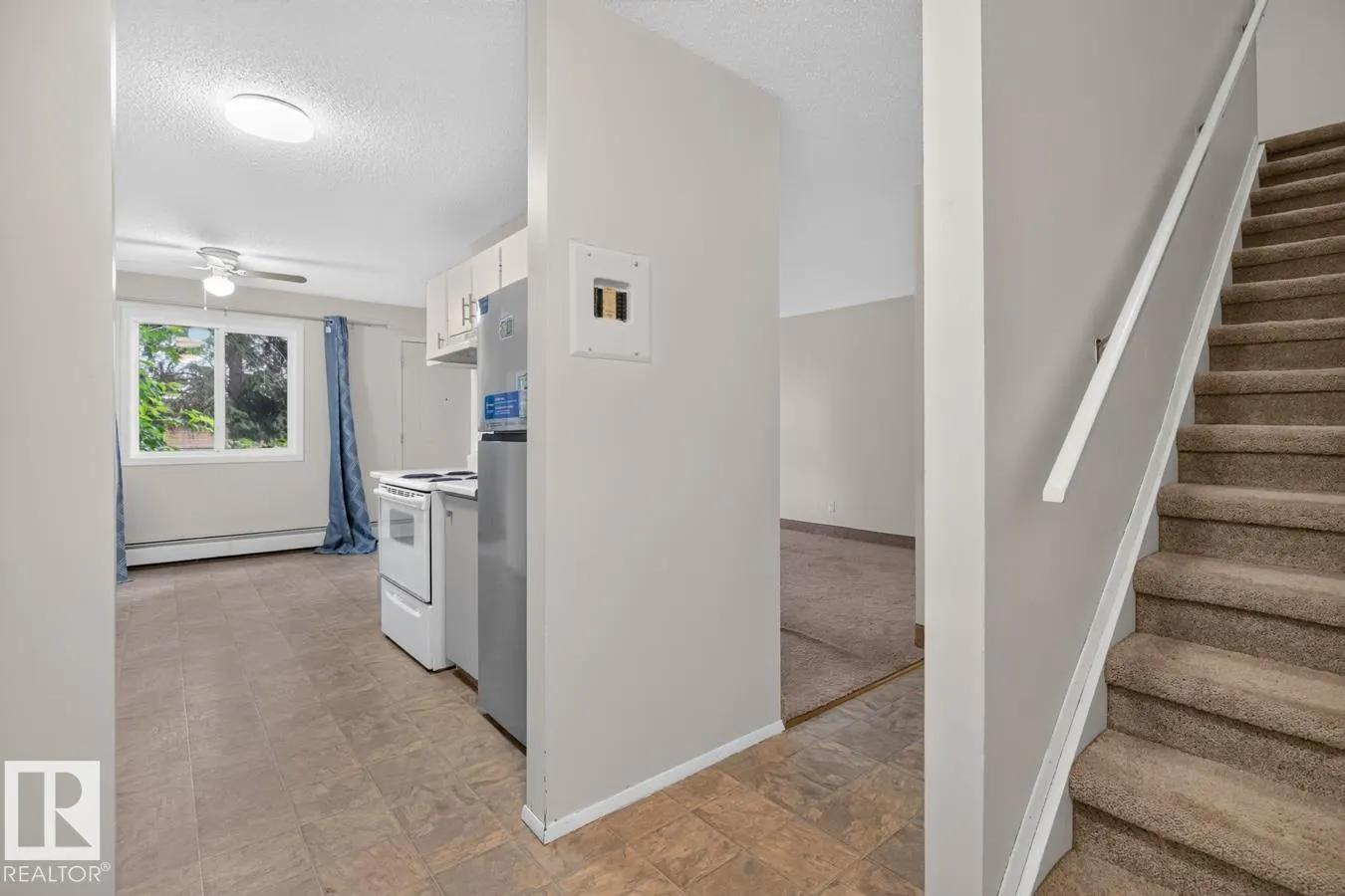237 WOODVALE Road