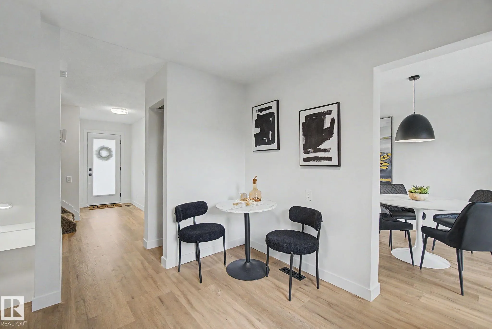 133 GRANDIN Village