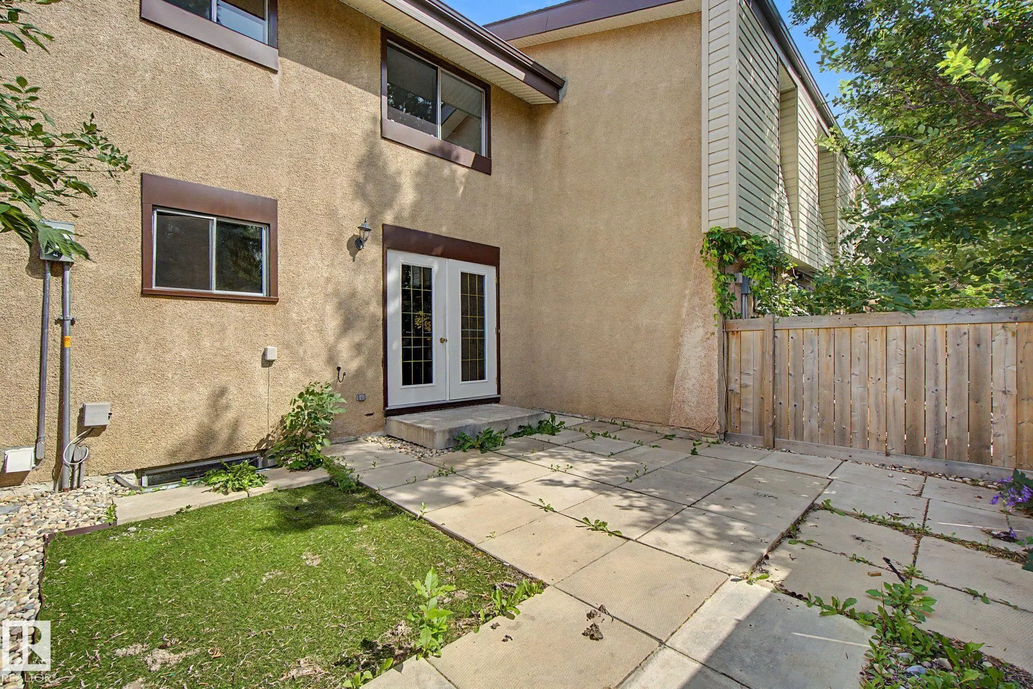 133 GRANDIN Village