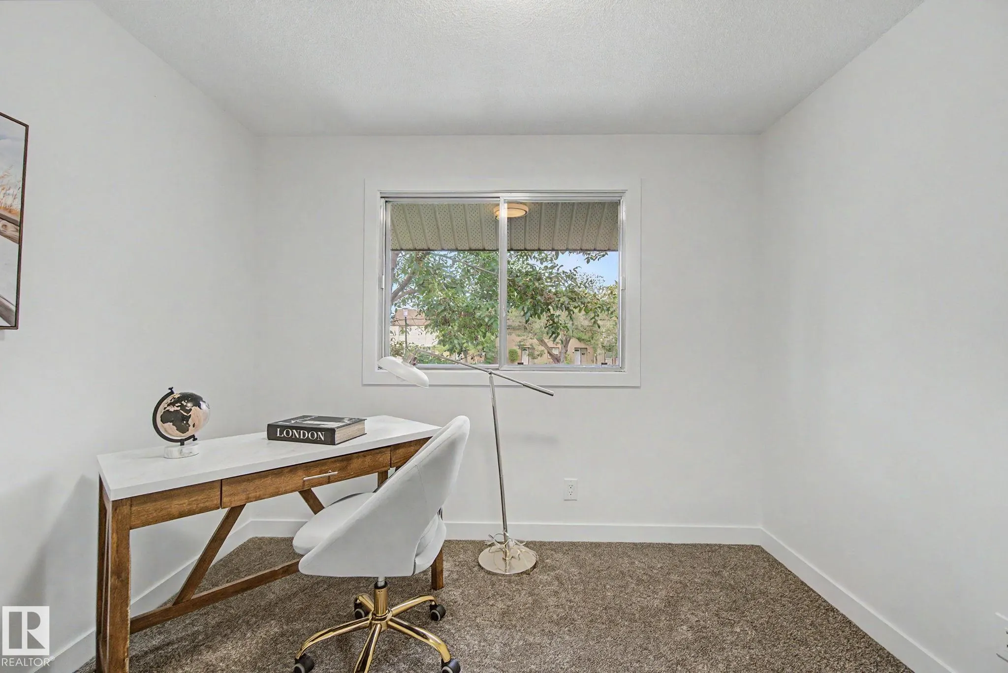 133 GRANDIN Village