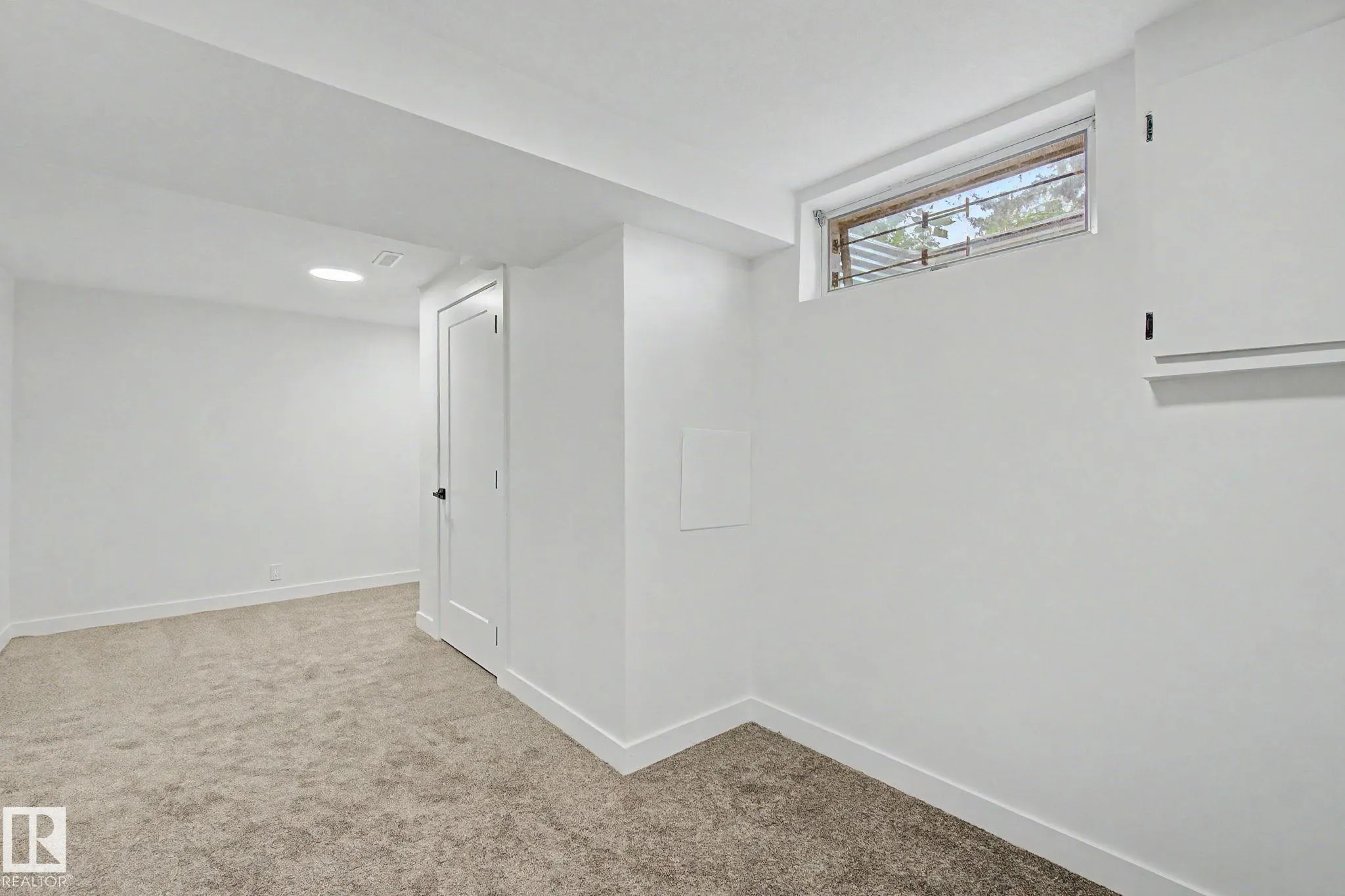 133 GRANDIN Village