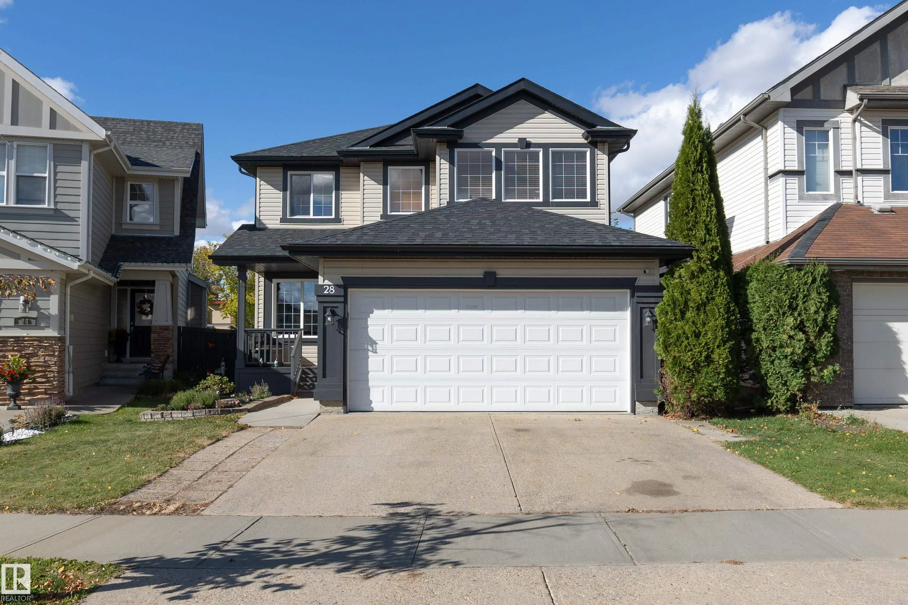 28 BECKER Crescent