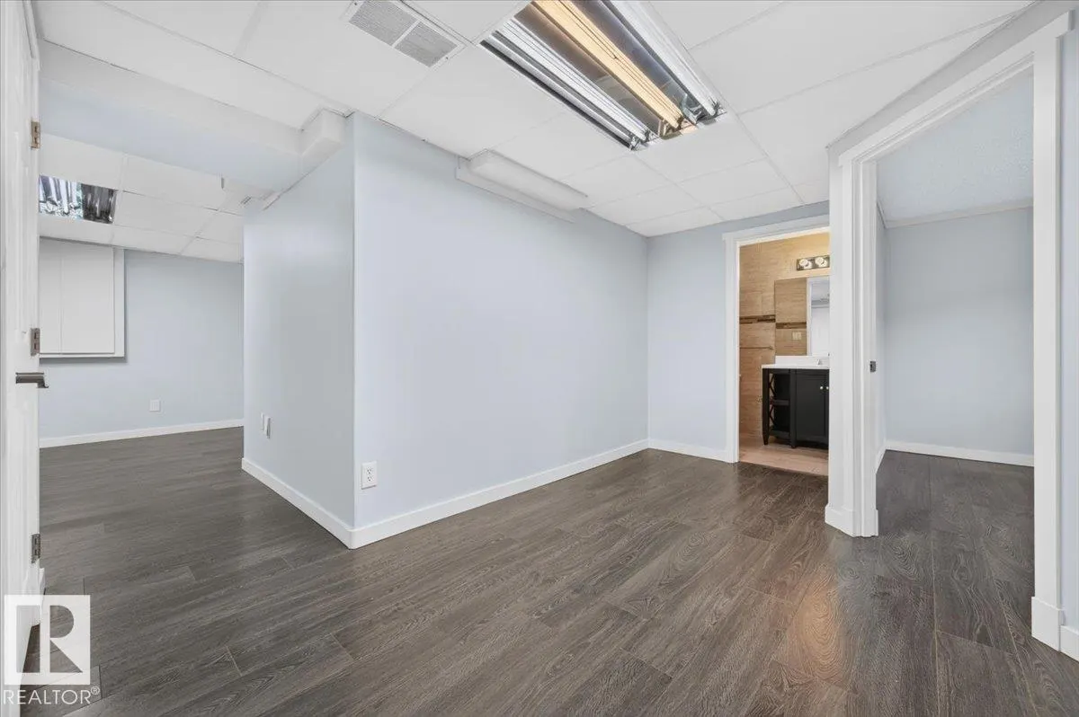 417 Hollick Kenyon Road