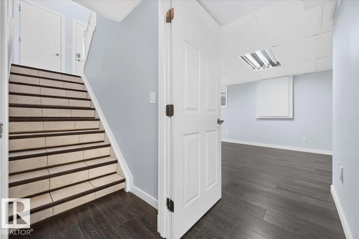 417 Hollick Kenyon Road