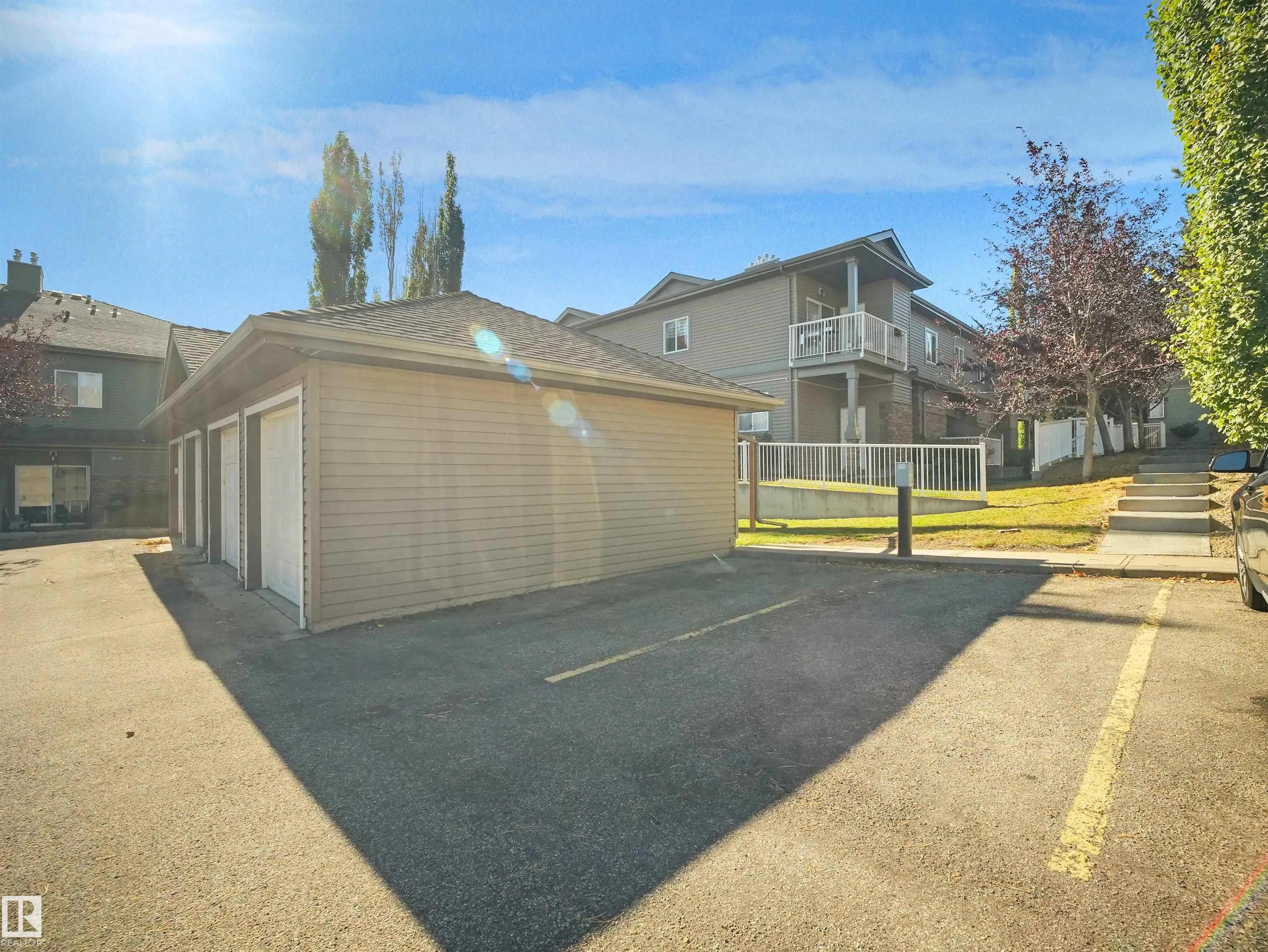 30 OAK VISTA Drive