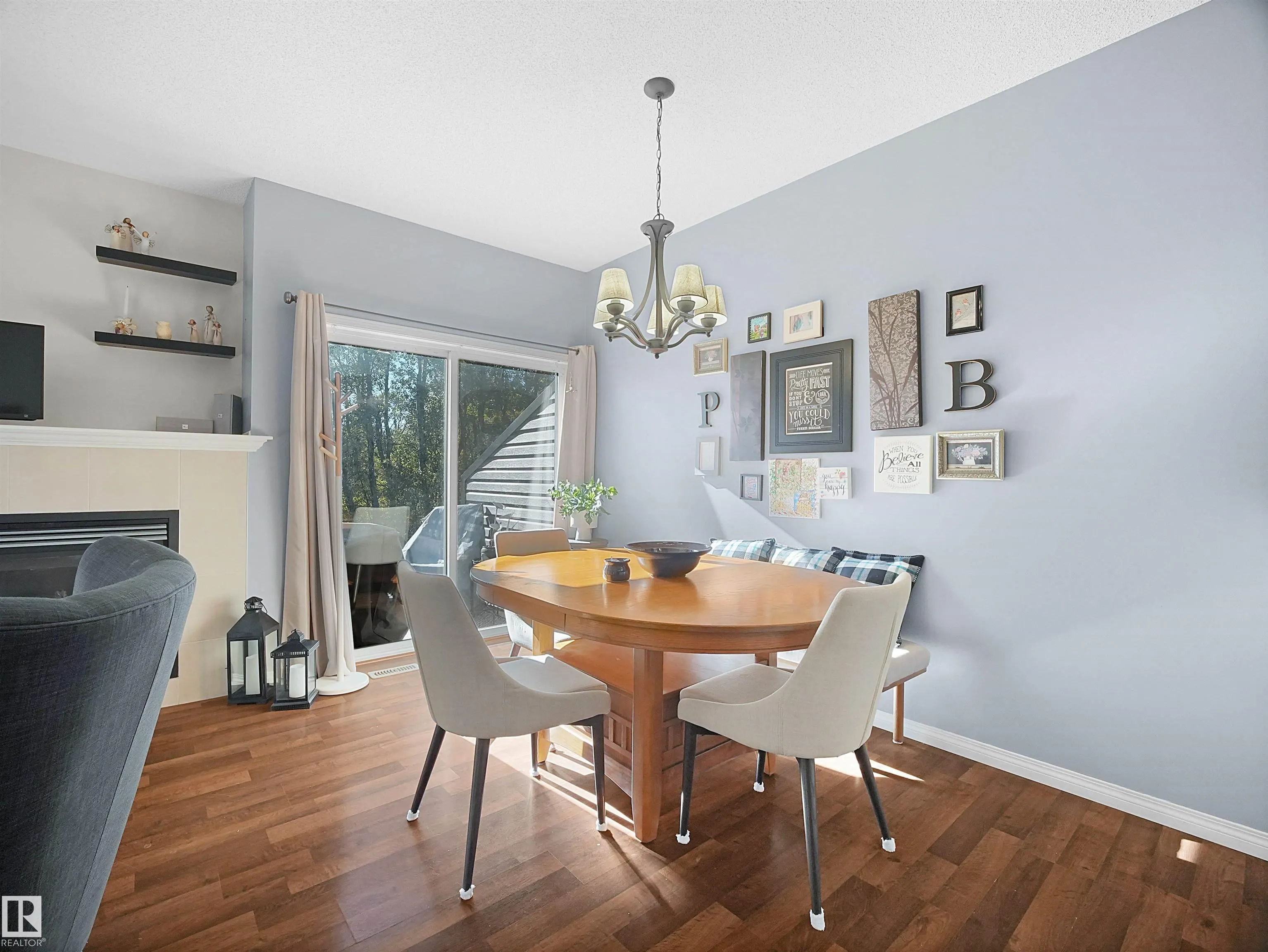 30 OAK VISTA Drive