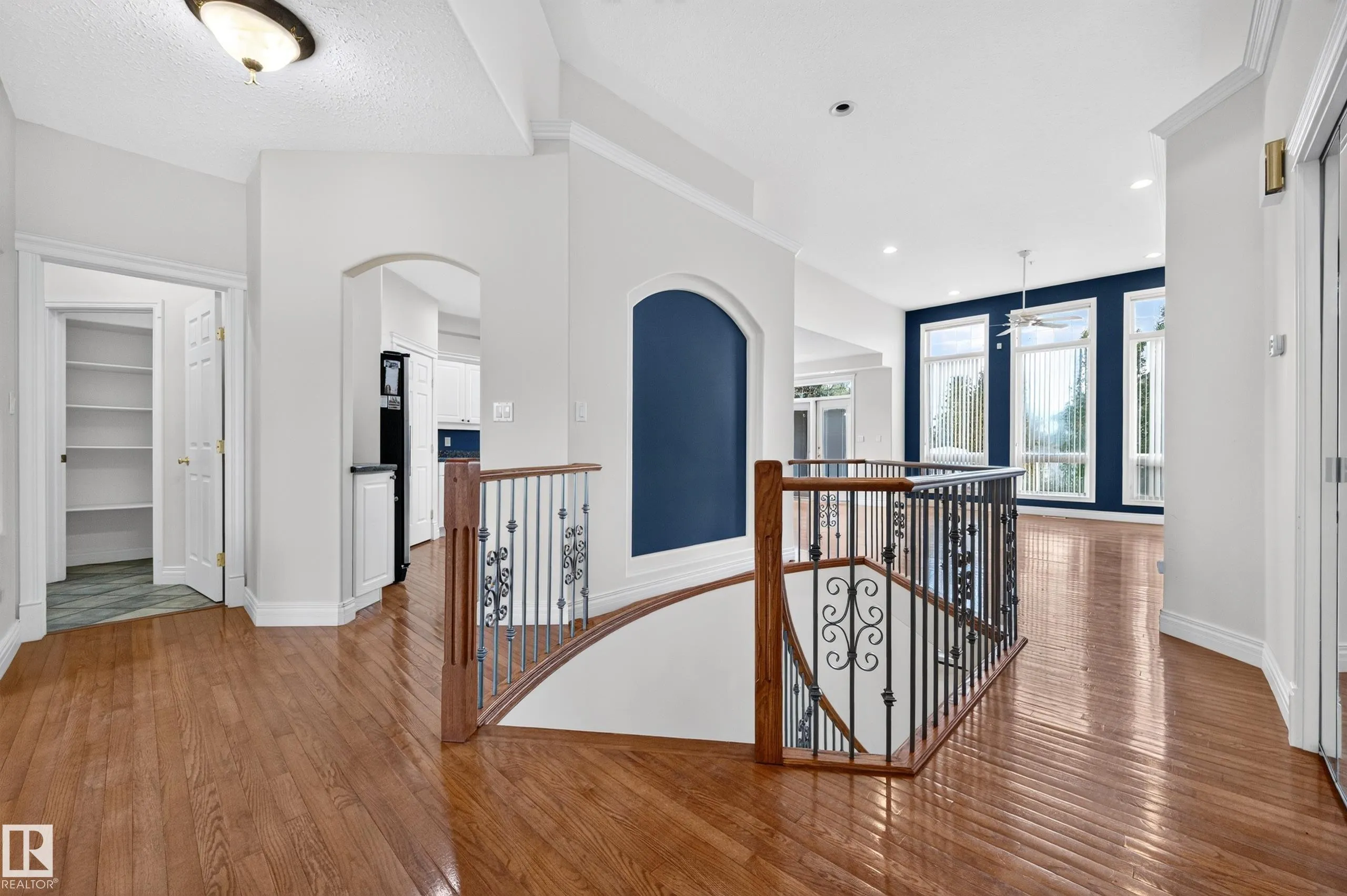52304 RGE ROAD 233