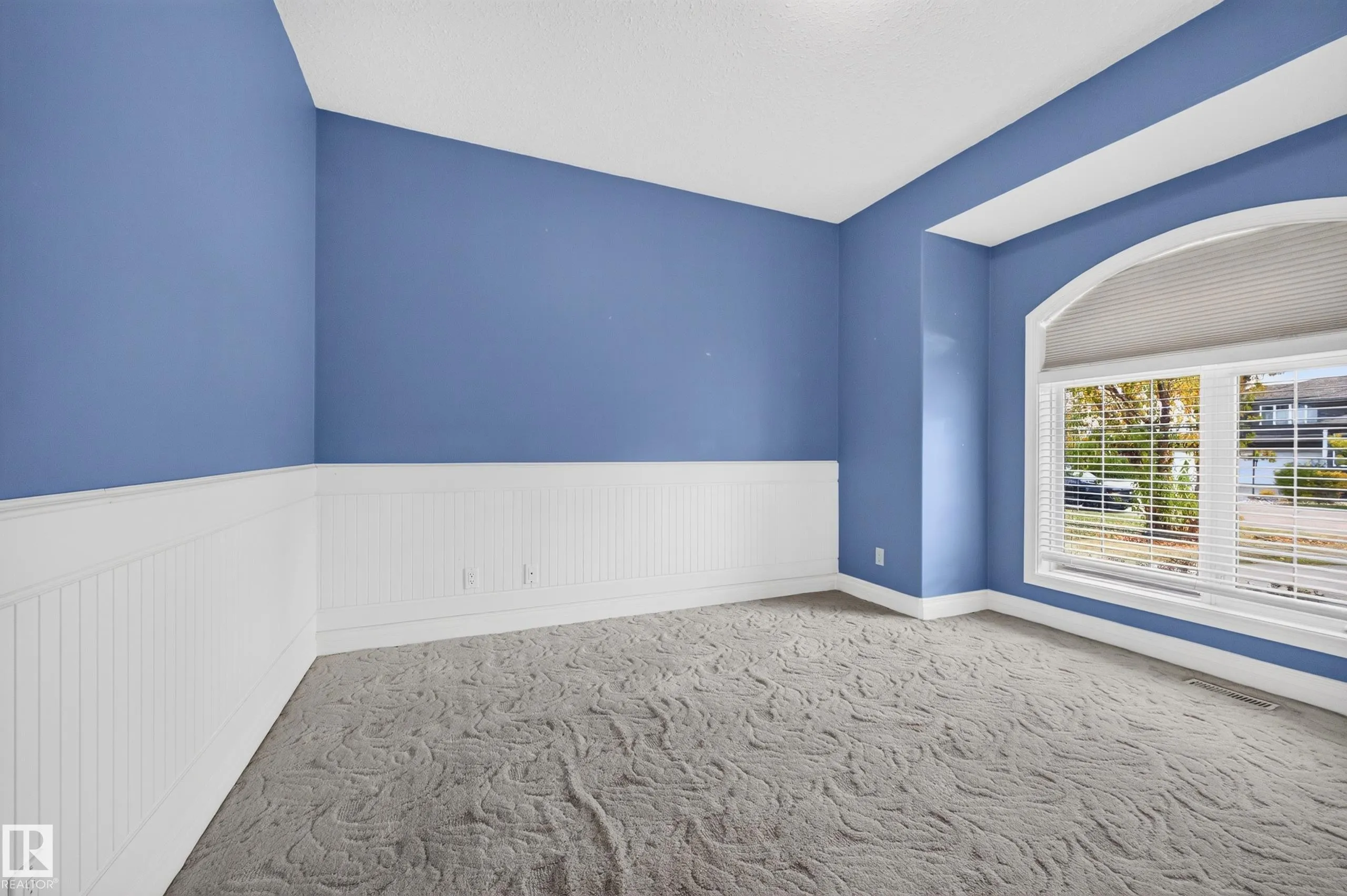 52304 RGE ROAD 233