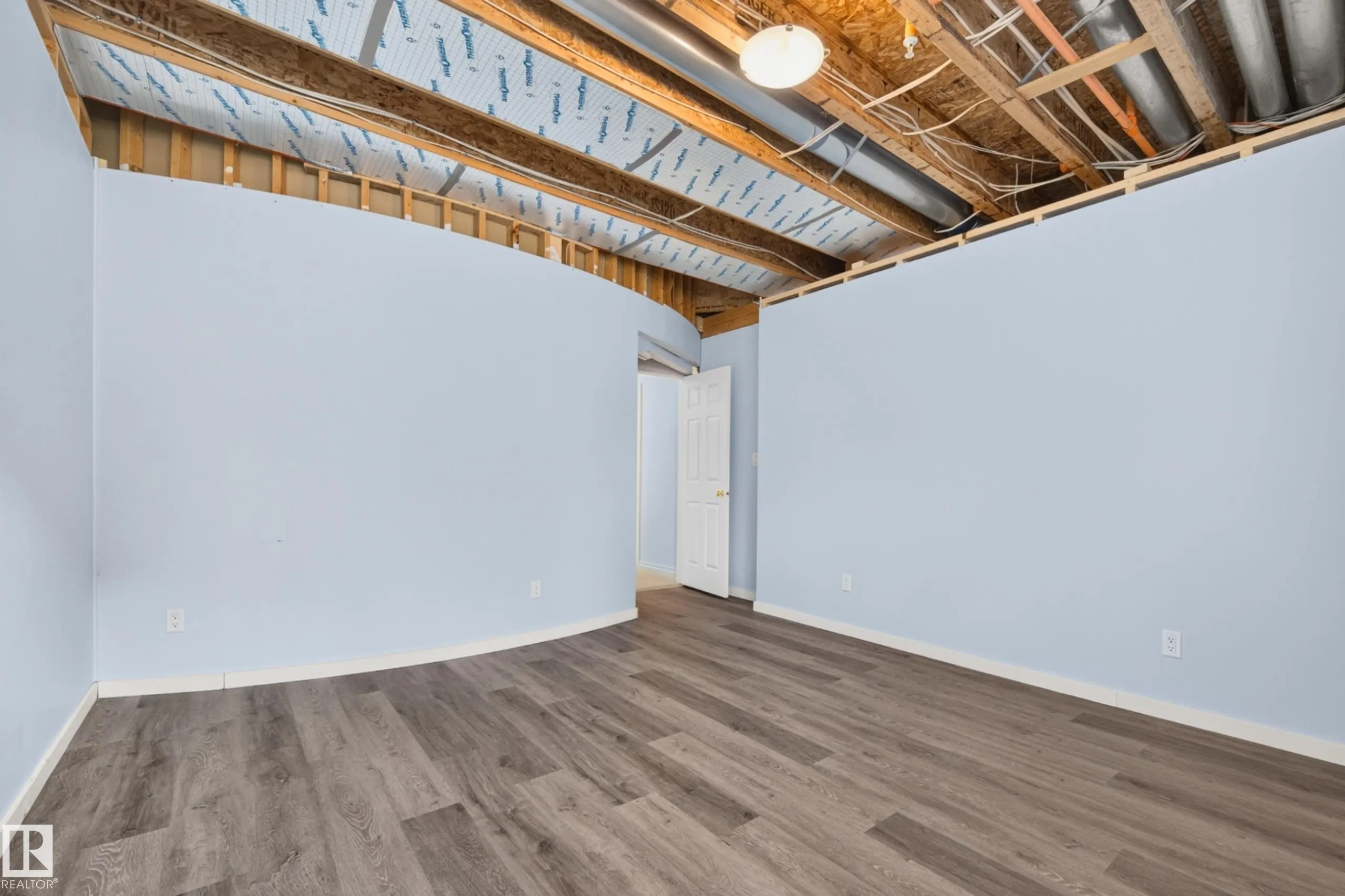 52304 RGE ROAD 233