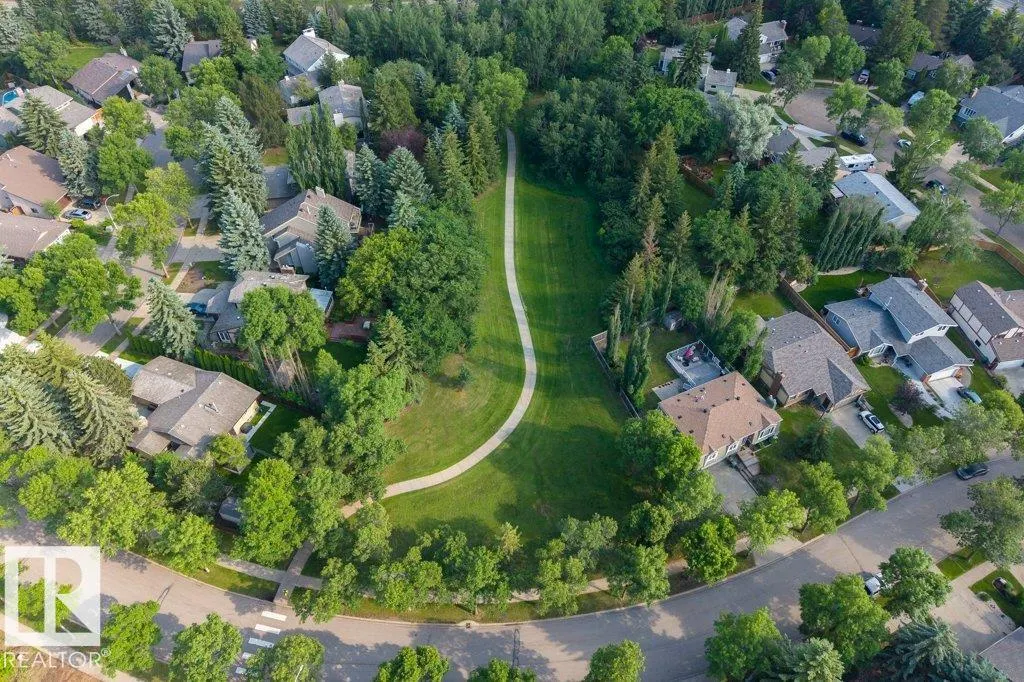7 WHITEOAKS Estates